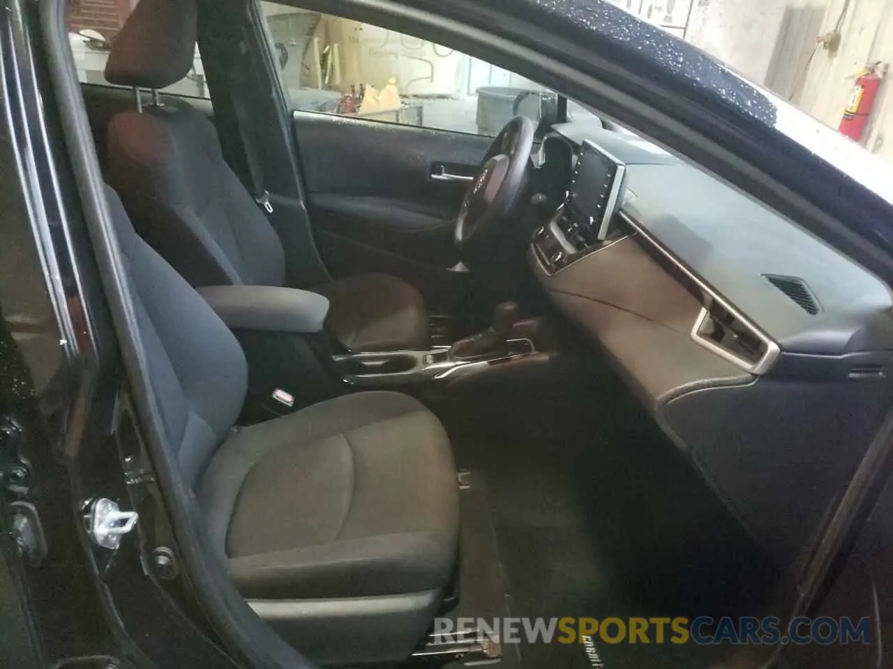 5 fotografías del automóvil dañado 5YFEPRAE6LP074226 TOYOTA COROLLA 2020