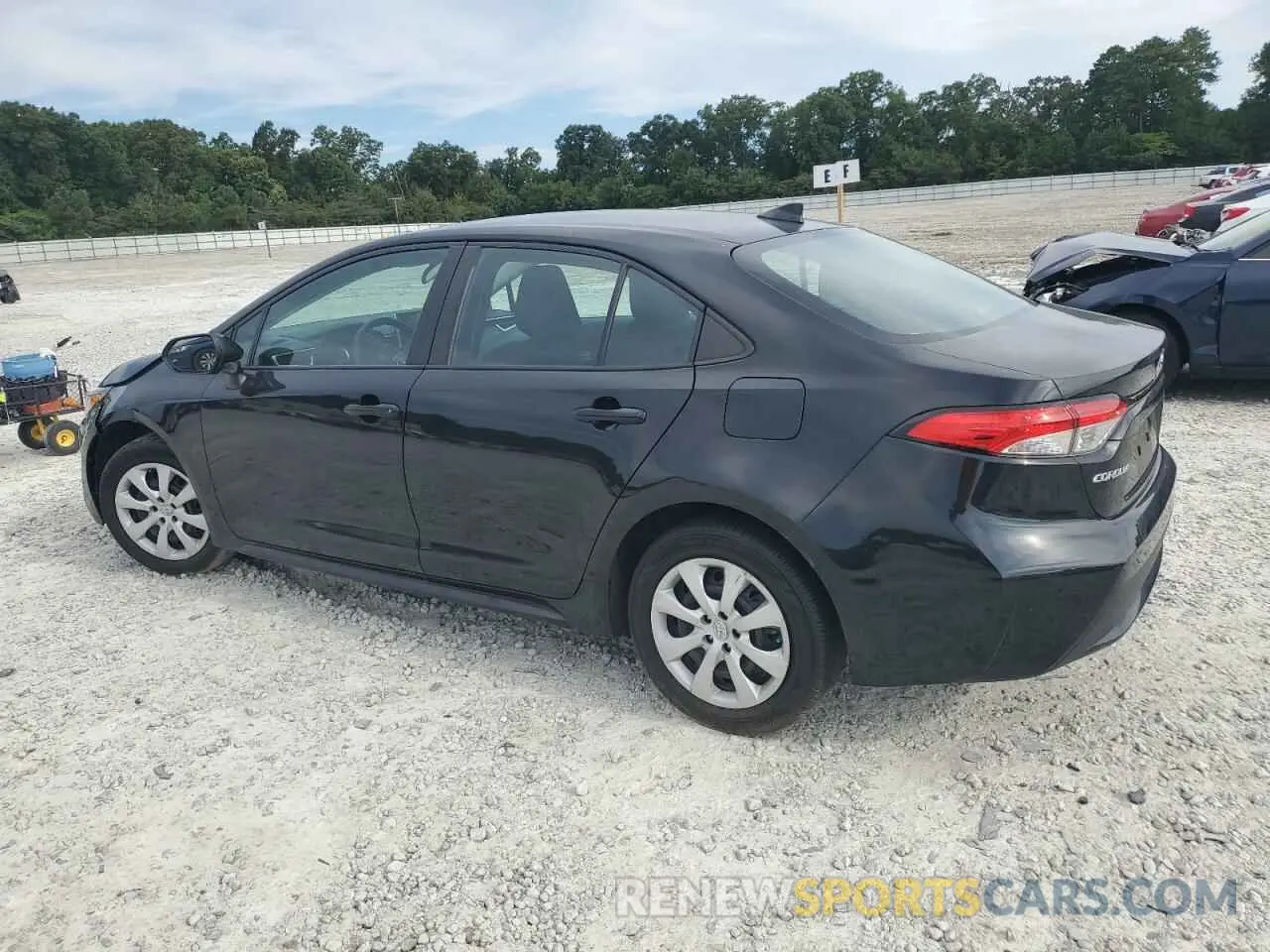 2 fotografías del automóvil dañado 5YFEPRAE6LP079099 TOYOTA COROLLA 2020