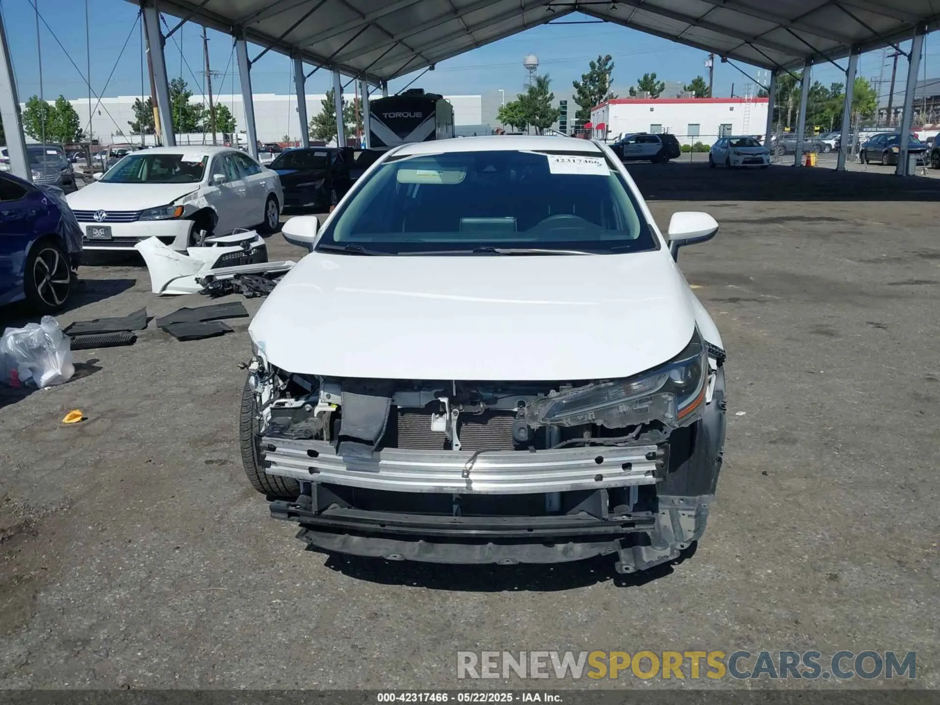 13 fotografías del automóvil dañado 5YFEPRAE6LP080222 TOYOTA COROLLA 2020
