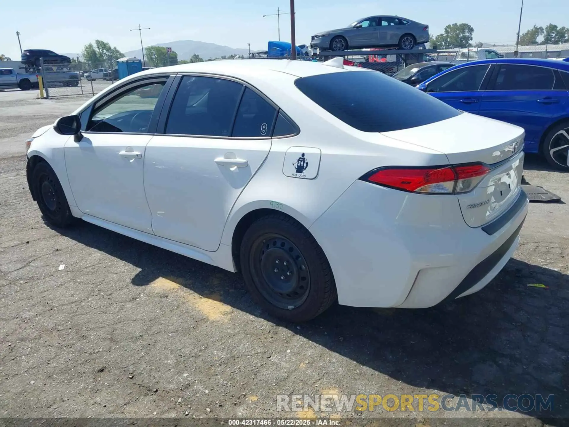 3 fotografías del automóvil dañado 5YFEPRAE6LP080222 TOYOTA COROLLA 2020