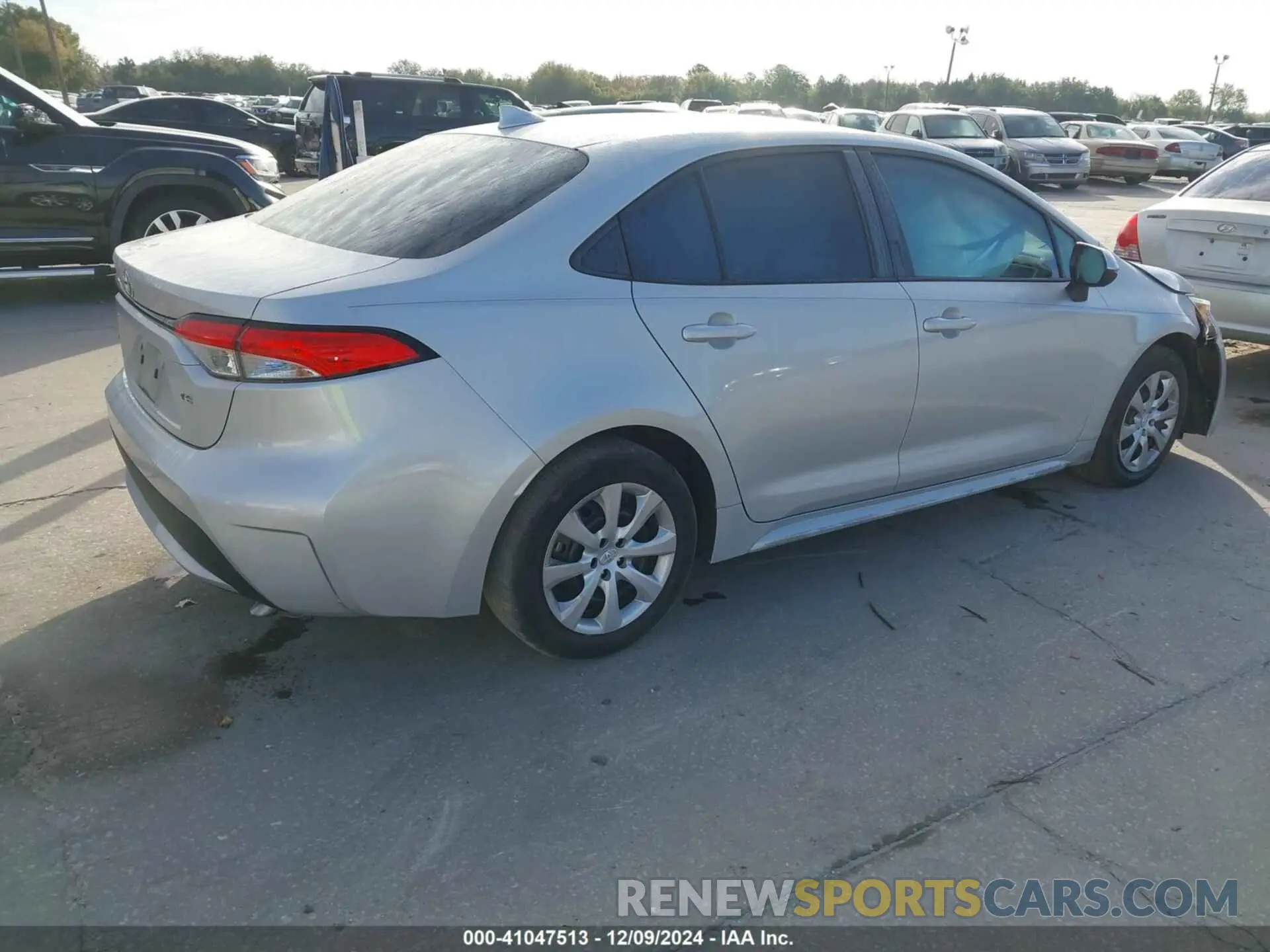 4 fotografías del automóvil dañado 5YFEPRAE6LP093424 TOYOTA COROLLA 2020