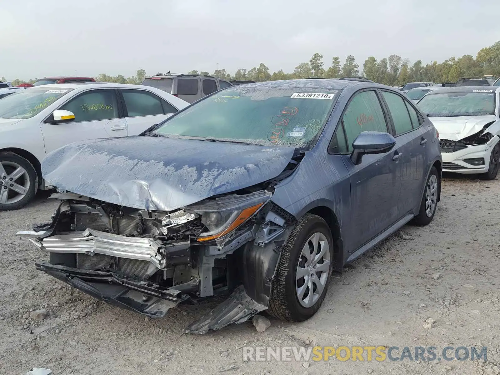 2 fotografías del automóvil dañado 5YFEPRAE6LP101702 TOYOTA COROLLA 2020
