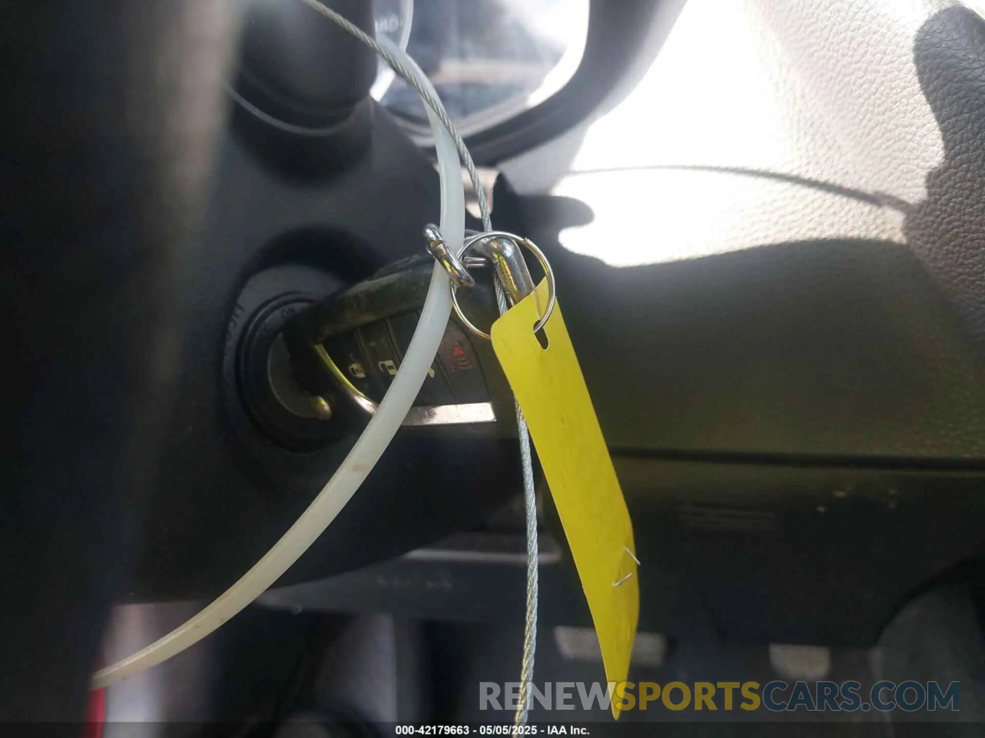 11 fotografías del automóvil dañado 5YFEPRAE6LP106267 TOYOTA COROLLA 2020