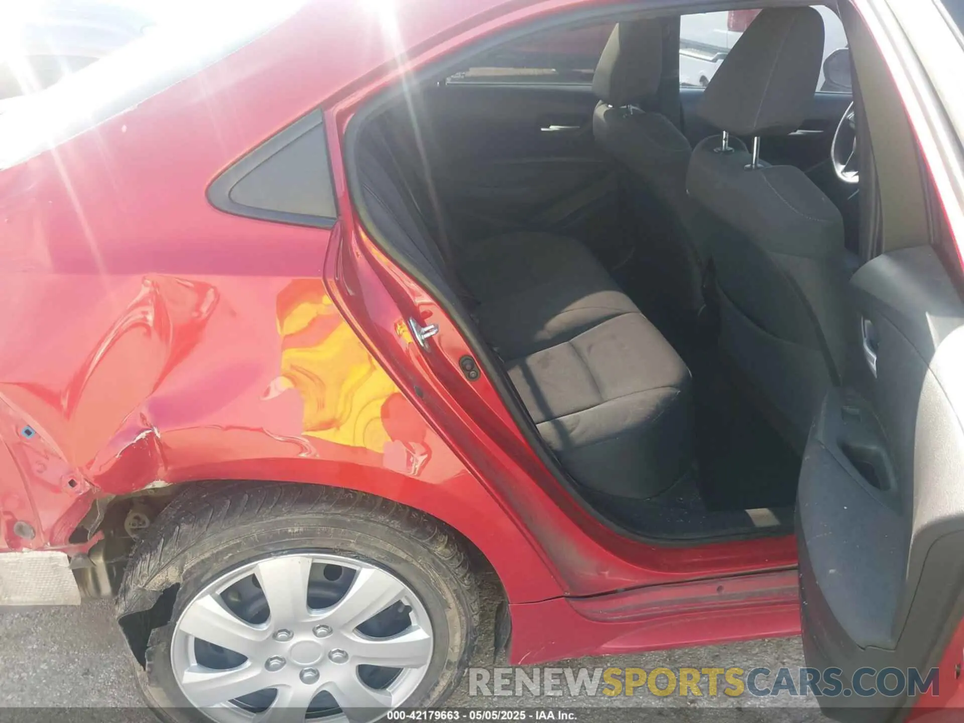 8 fotografías del automóvil dañado 5YFEPRAE6LP106267 TOYOTA COROLLA 2020