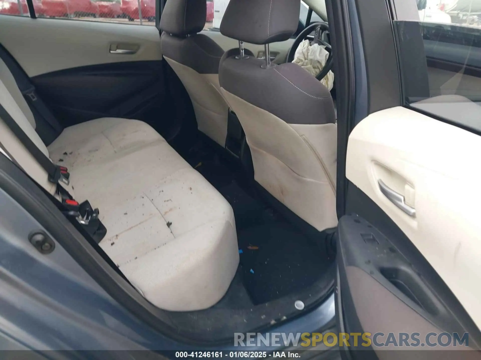 8 fotografías del automóvil dañado 5YFEPRAE6LP110058 TOYOTA COROLLA 2020