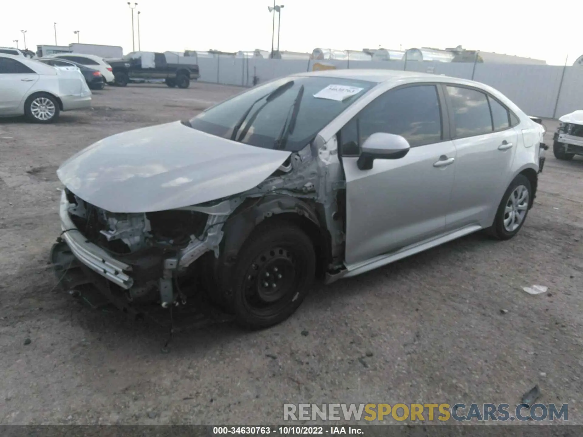 2 fotografías del automóvil dañado 5YFEPRAE6LP127541 TOYOTA COROLLA 2020
