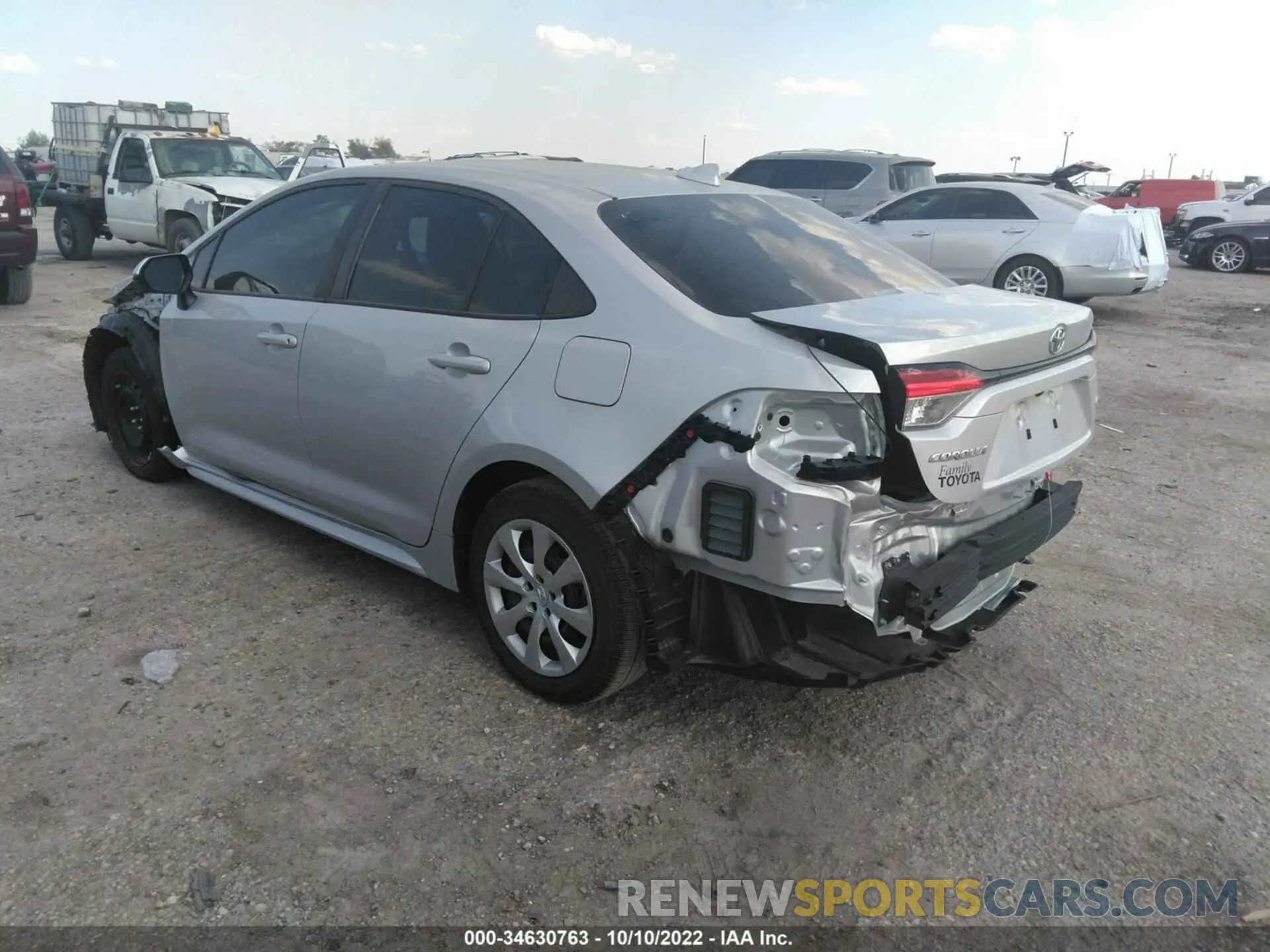 3 fotografías del automóvil dañado 5YFEPRAE6LP127541 TOYOTA COROLLA 2020