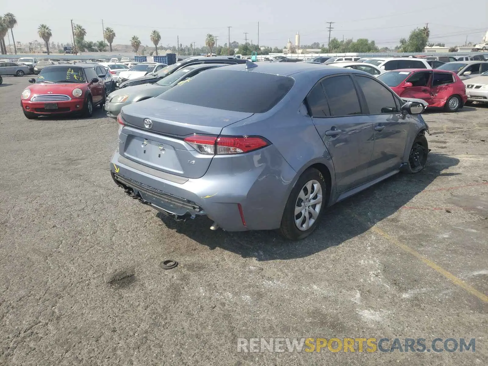 4 fotografías del automóvil dañado 5YFEPRAE6LP130469 TOYOTA COROLLA 2020