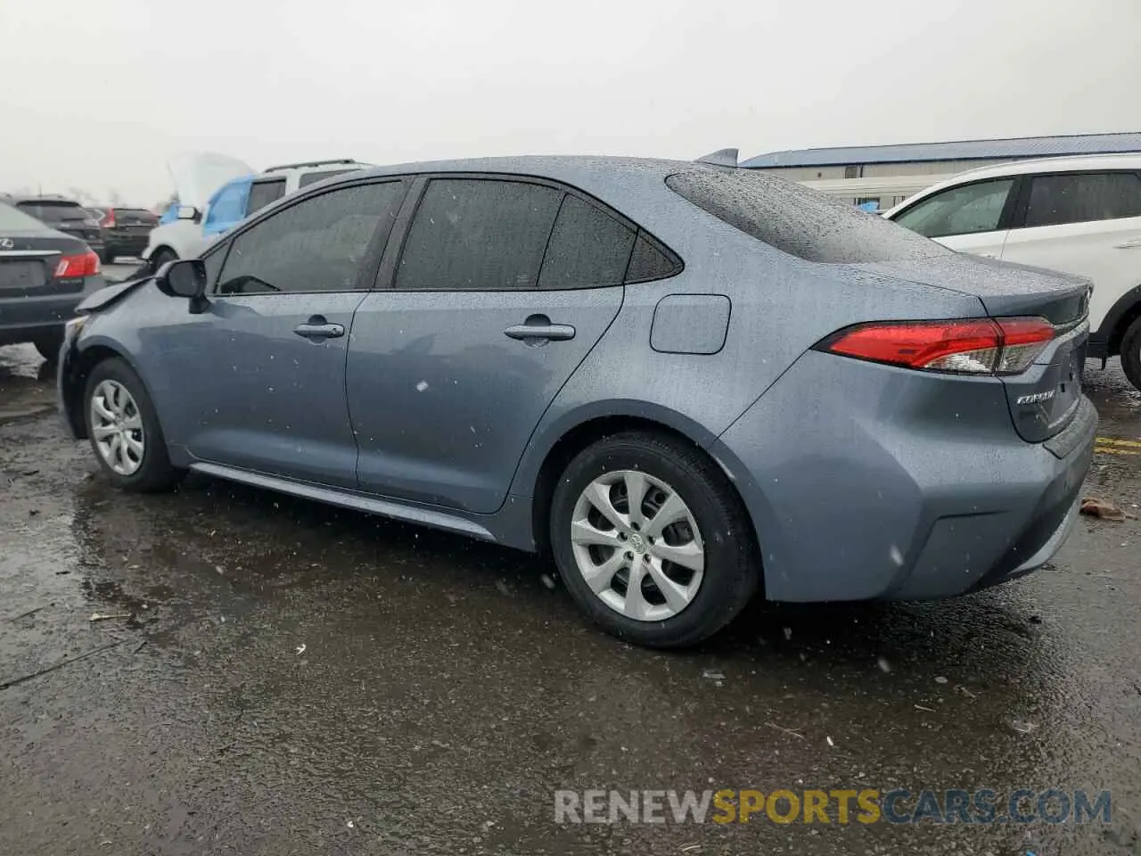 2 fotografías del automóvil dañado 5YFEPRAE6LP144856 TOYOTA COROLLA 2020