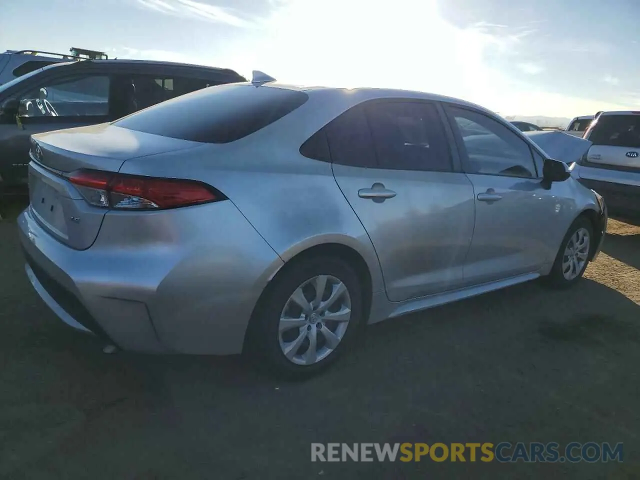 3 fotografías del automóvil dañado 5YFEPRAE7LP006209 TOYOTA COROLLA 2020