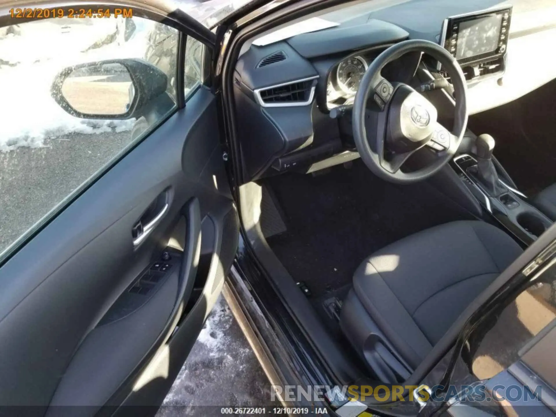 15 fotografías del automóvil dañado 5YFEPRAE7LP029585 TOYOTA COROLLA 2020