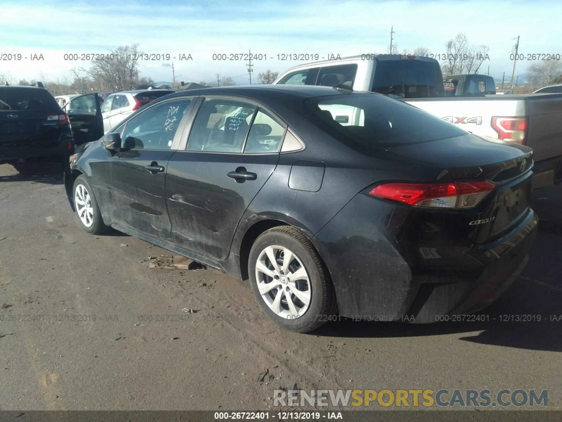 3 fotografías del automóvil dañado 5YFEPRAE7LP029585 TOYOTA COROLLA 2020