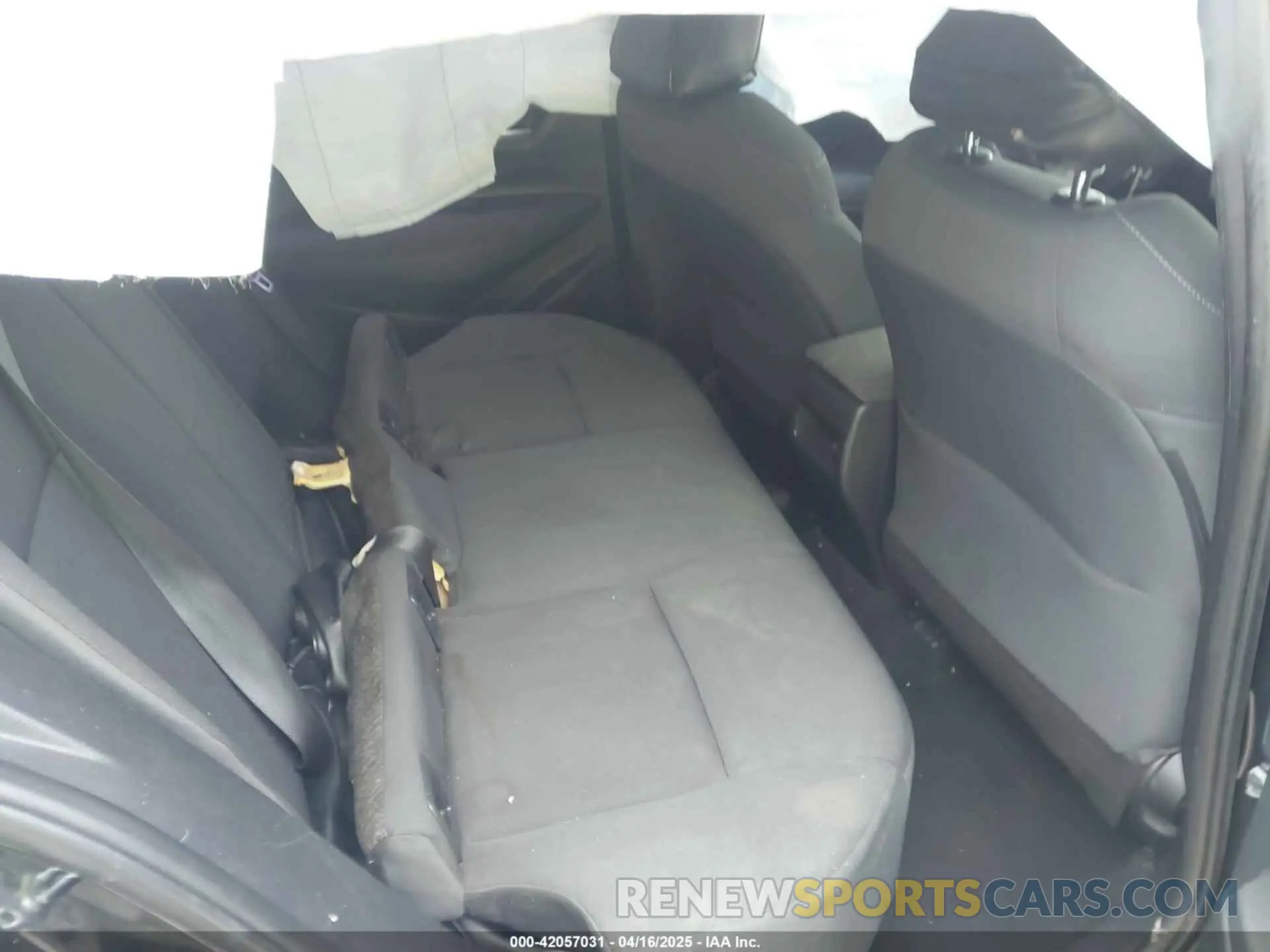 8 fotografías del automóvil dañado 5YFEPRAE7LP029862 TOYOTA COROLLA 2020