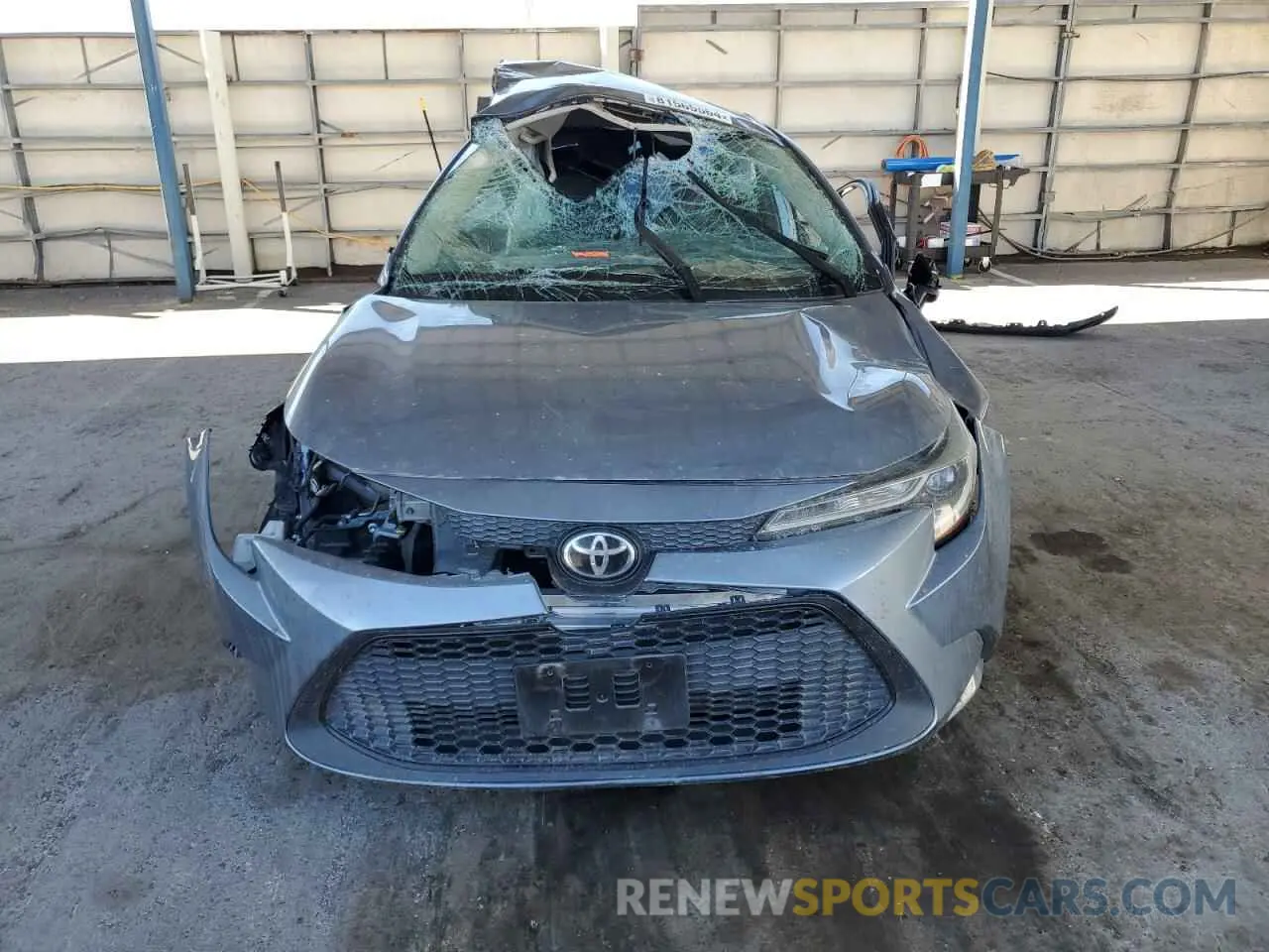 5 fotografías del automóvil dañado 5YFEPRAE7LP037623 TOYOTA COROLLA 2020