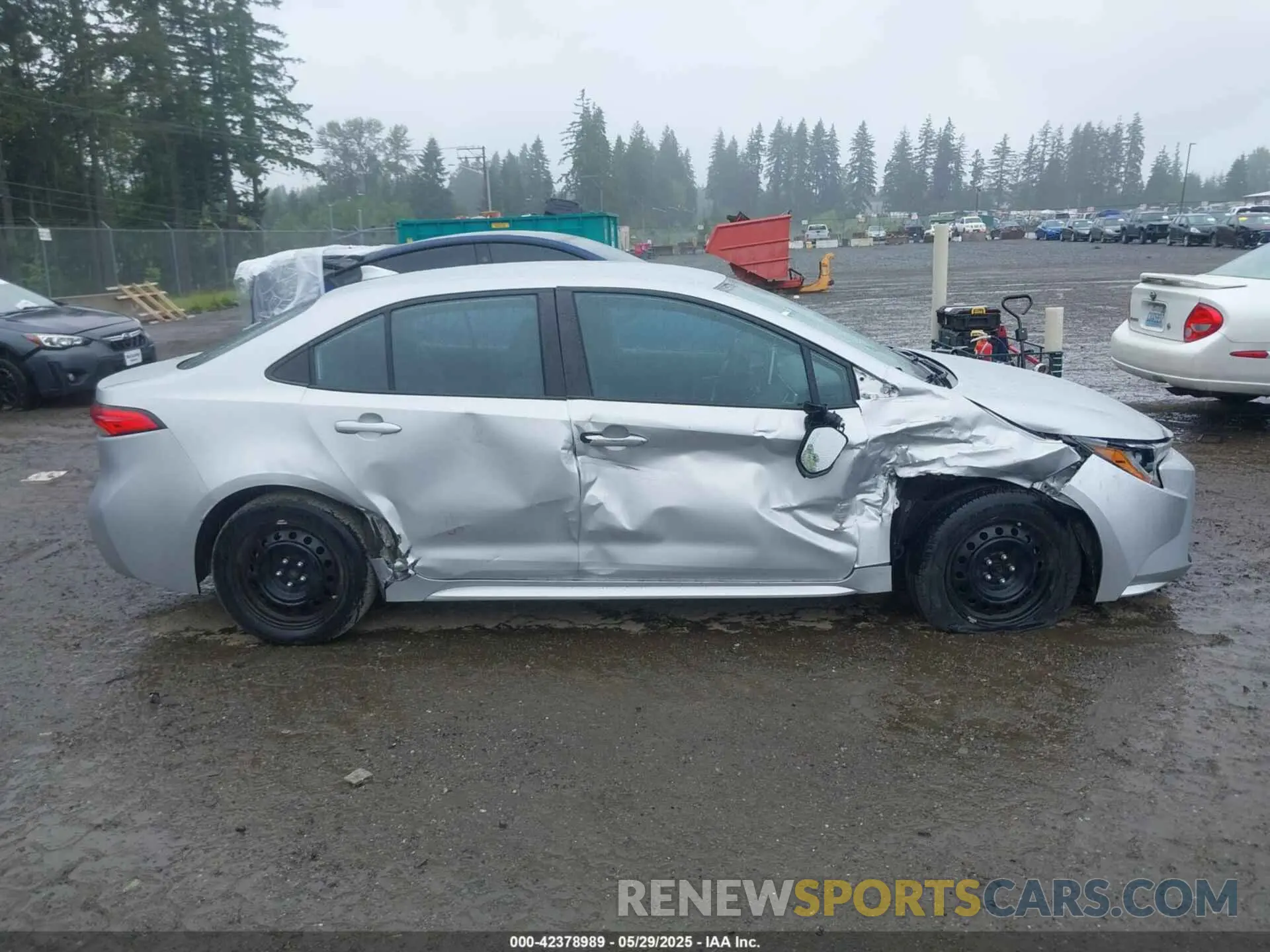 13 fotografías del automóvil dañado 5YFEPRAE7LP047472 TOYOTA COROLLA 2020