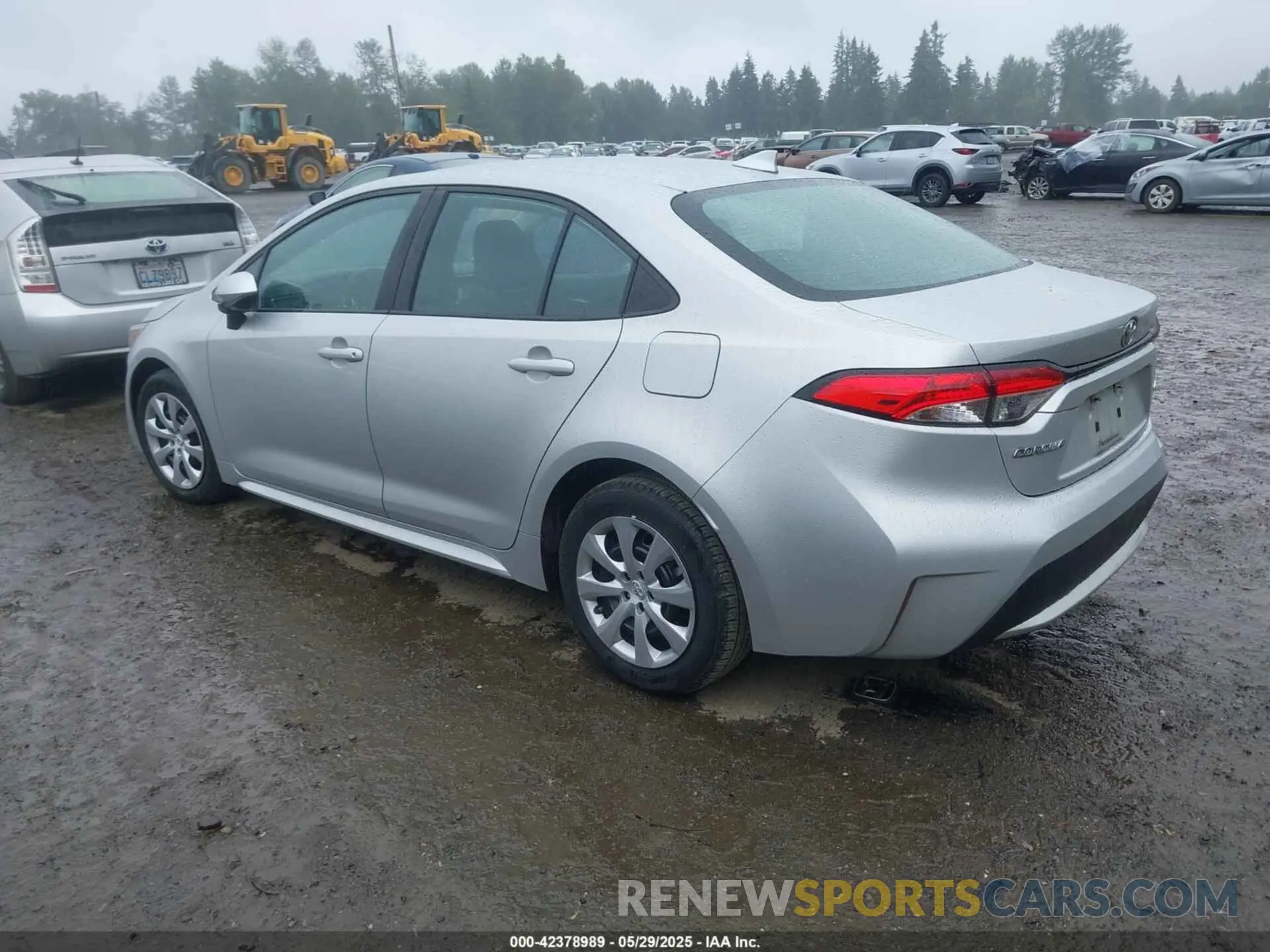 3 fotografías del automóvil dañado 5YFEPRAE7LP047472 TOYOTA COROLLA 2020