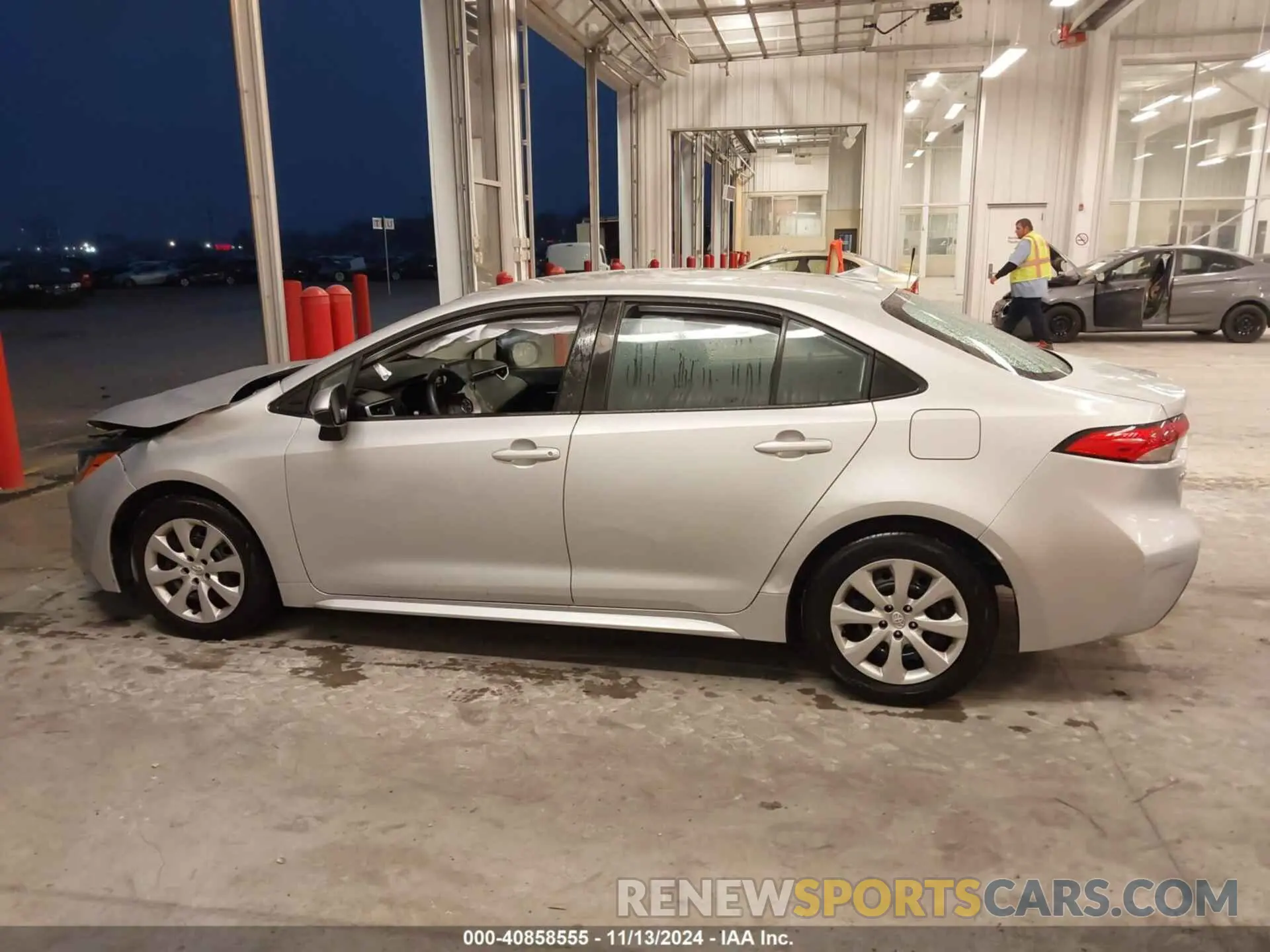 14 fotografías del automóvil dañado 5YFEPRAE7LP069018 TOYOTA COROLLA 2020