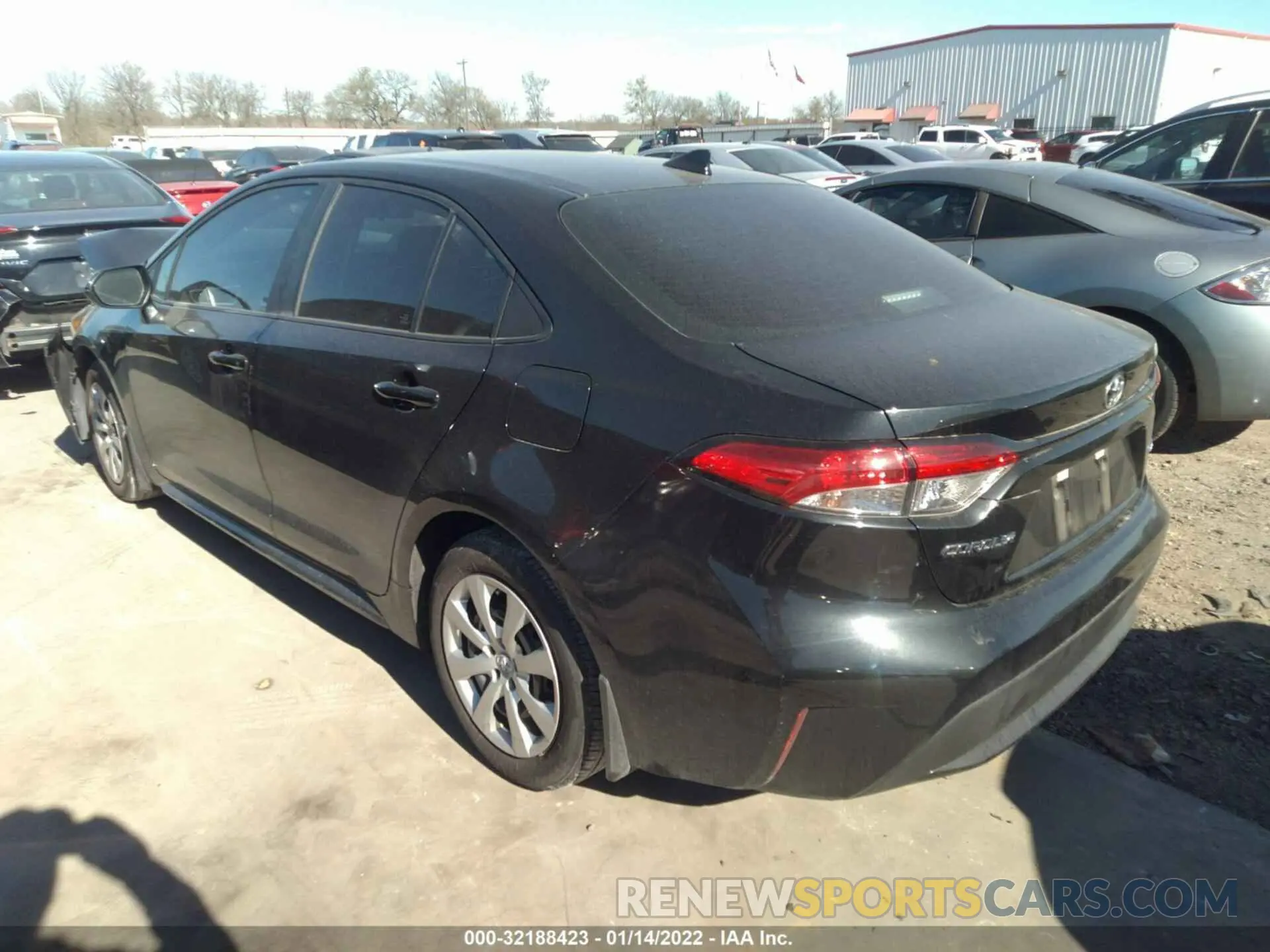 3 fotografías del automóvil dañado 5YFEPRAE7LP069472 TOYOTA COROLLA 2020