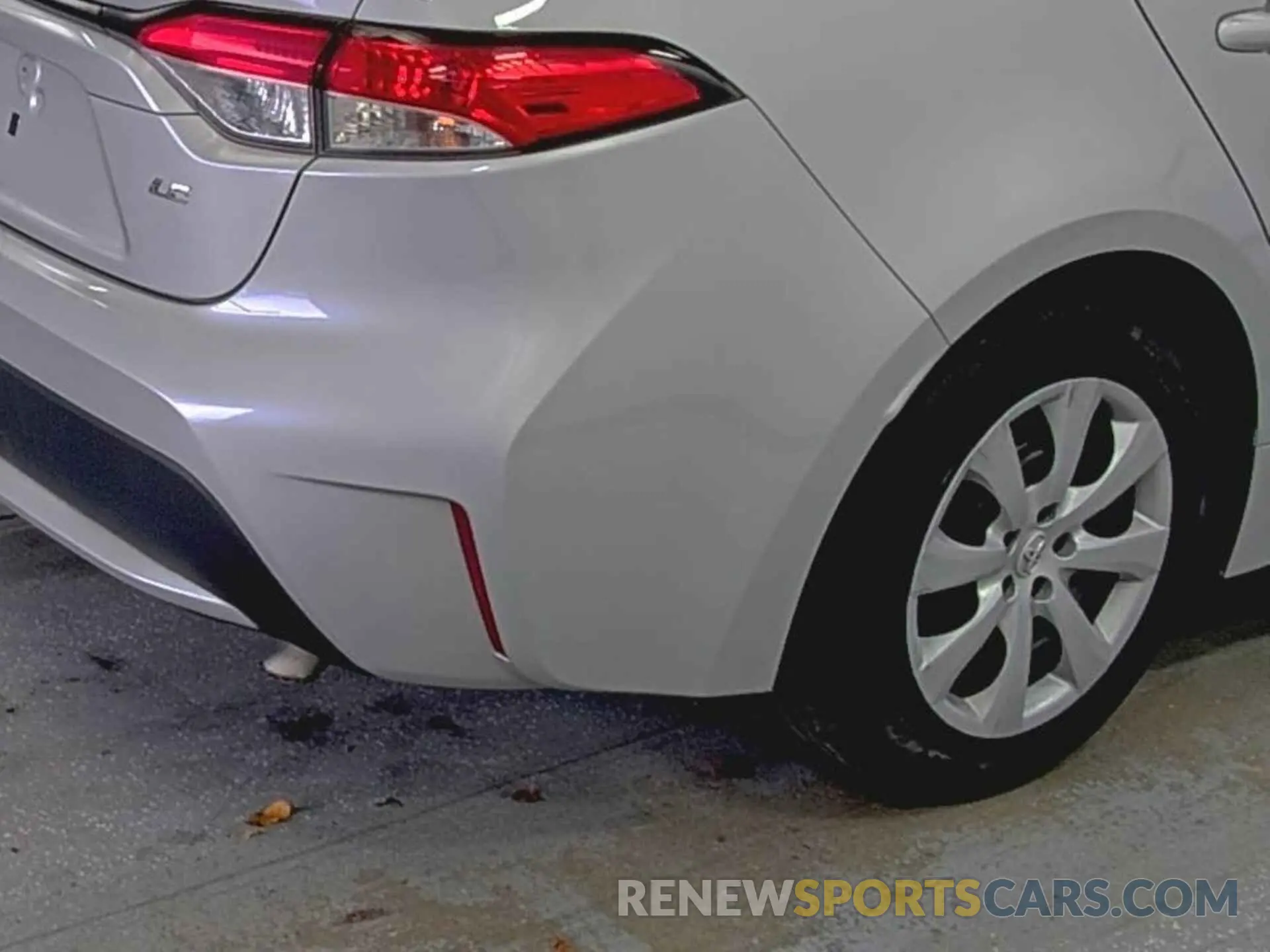 21 fotografías del automóvil dañado 5YFEPRAE7LP073229 TOYOTA COROLLA 2020