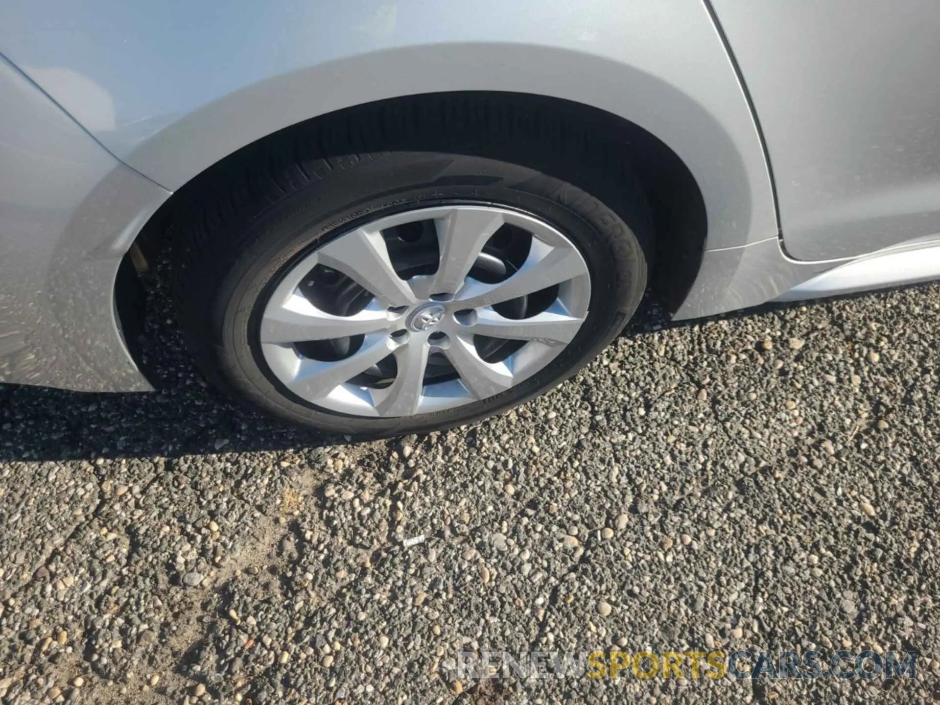 12 fotografías del automóvil dañado 5YFEPRAE7LP084313 TOYOTA COROLLA 2020
