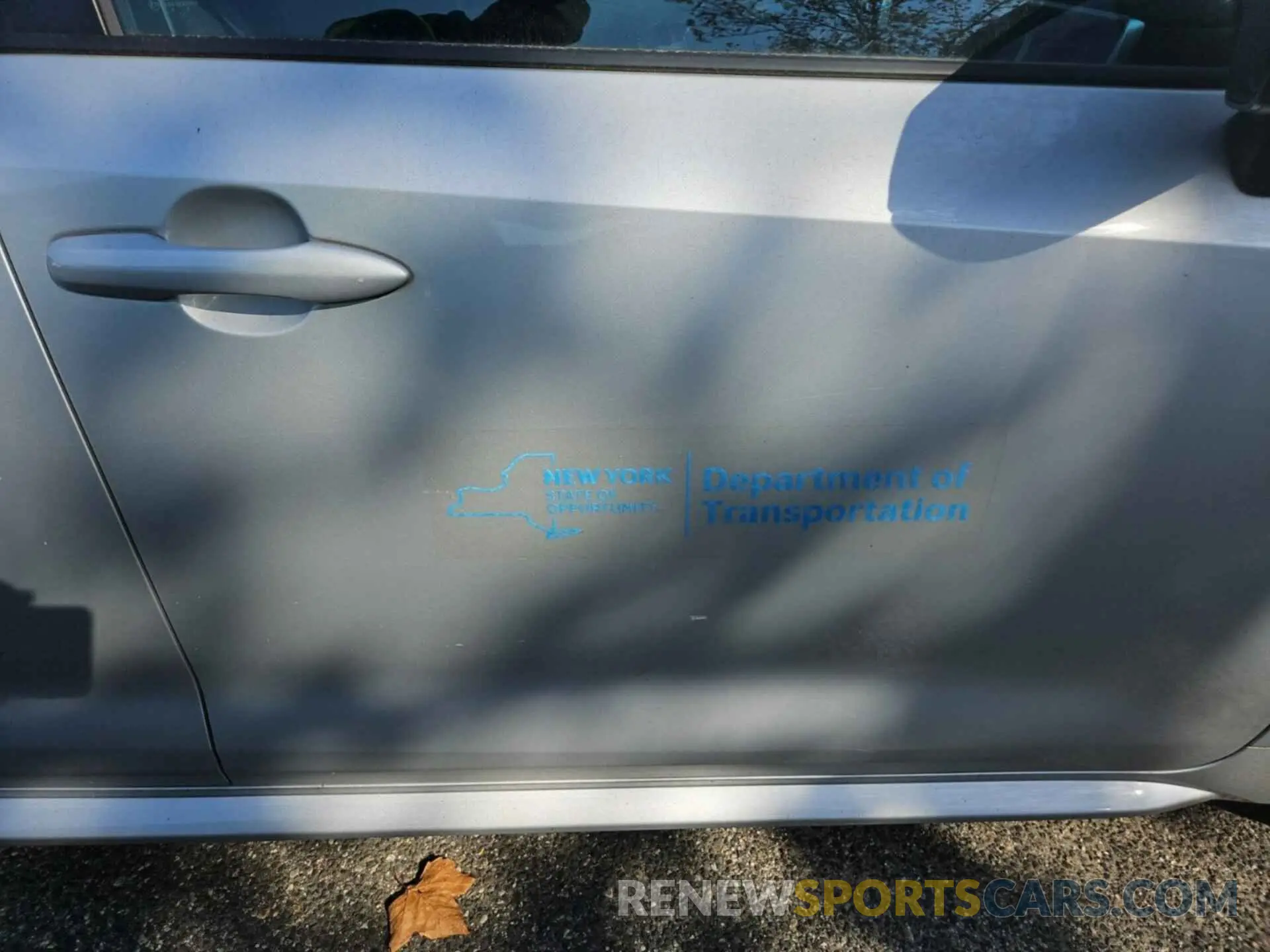 27 fotografías del automóvil dañado 5YFEPRAE7LP084313 TOYOTA COROLLA 2020