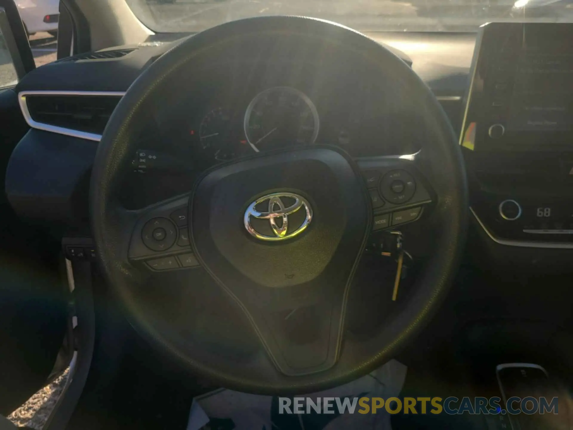 29 fotografías del automóvil dañado 5YFEPRAE7LP084313 TOYOTA COROLLA 2020