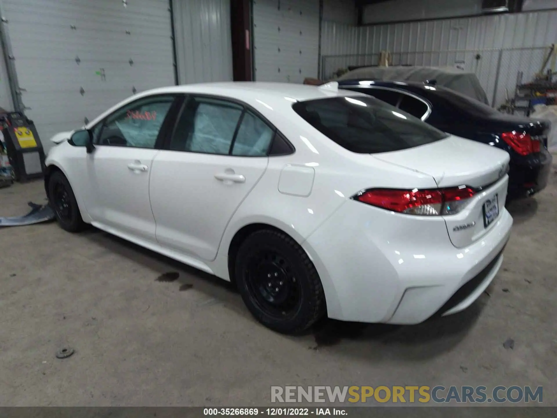3 fotografías del automóvil dañado 5YFEPRAE7LP118072 TOYOTA COROLLA 2020