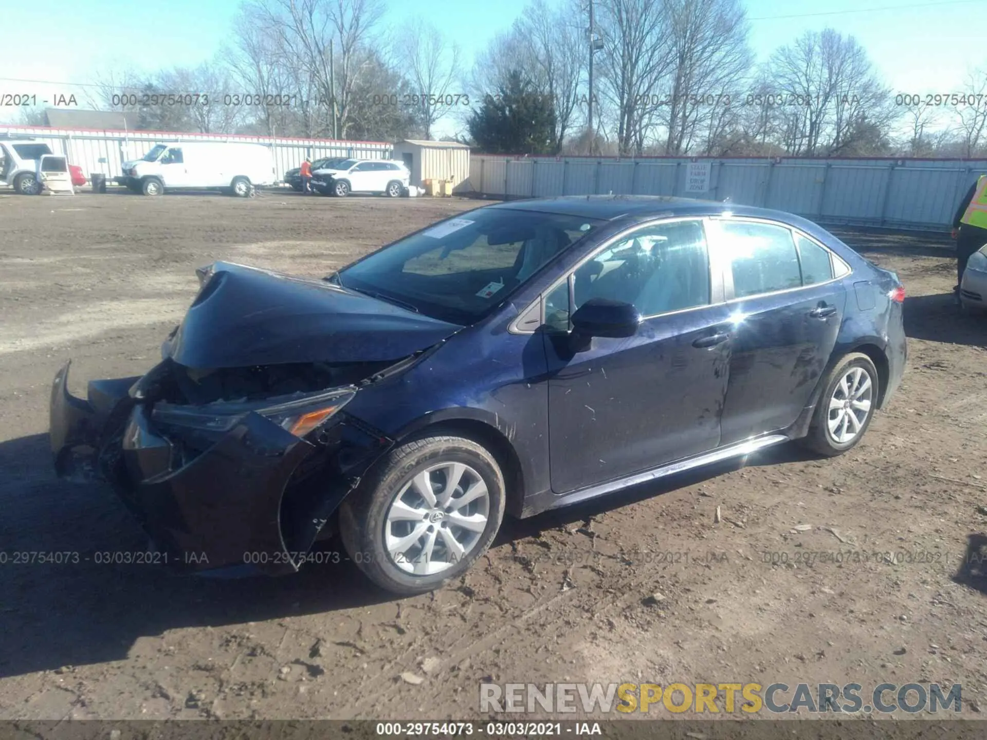 2 fotografías del automóvil dañado 5YFEPRAE7LP122963 TOYOTA COROLLA 2020