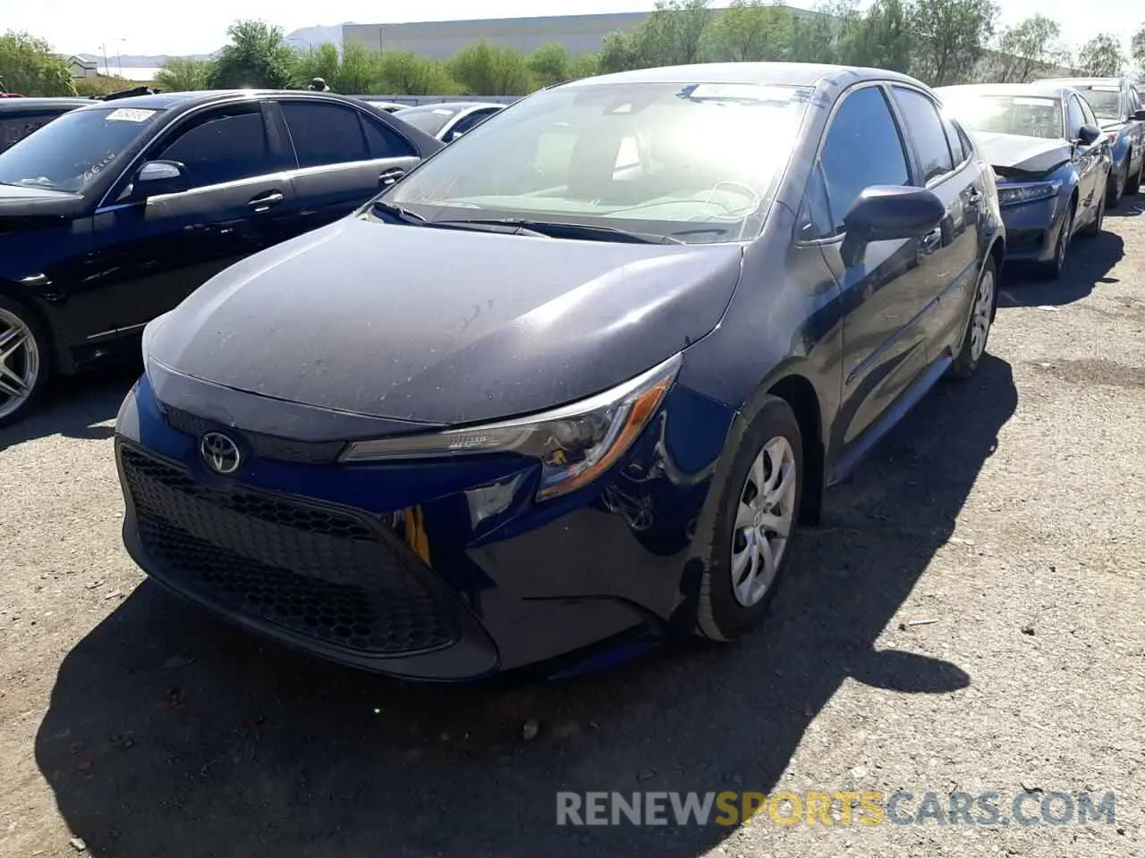 2 fotografías del automóvil dañado 5YFEPRAE7LP140508 TOYOTA COROLLA 2020