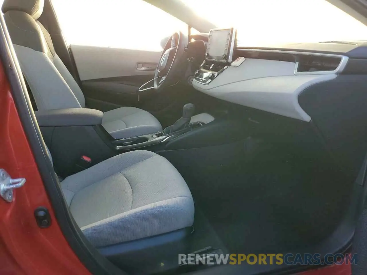 5 fotografías del automóvil dañado 5YFEPRAE8LP025626 TOYOTA COROLLA 2020