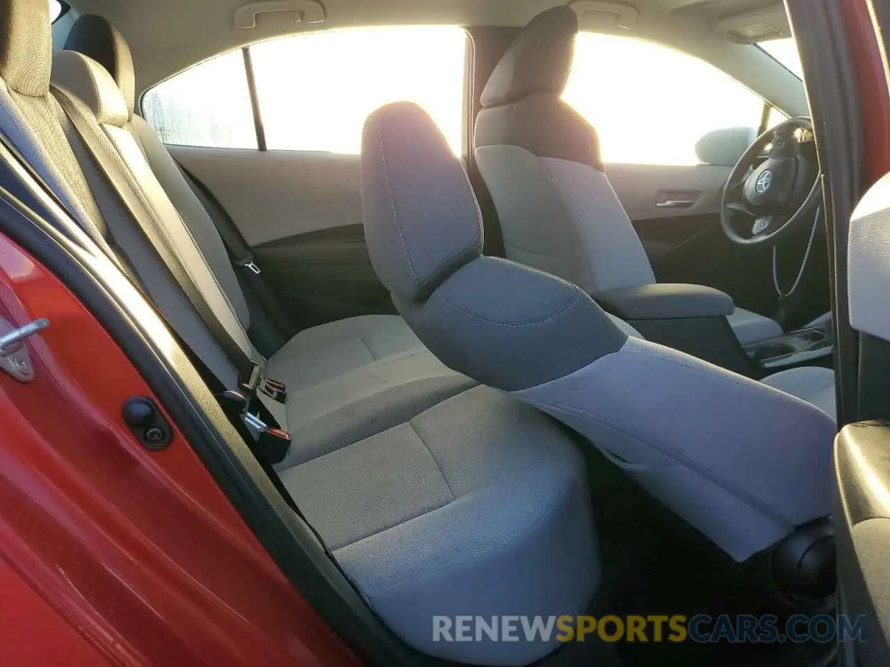 6 fotografías del automóvil dañado 5YFEPRAE8LP025626 TOYOTA COROLLA 2020