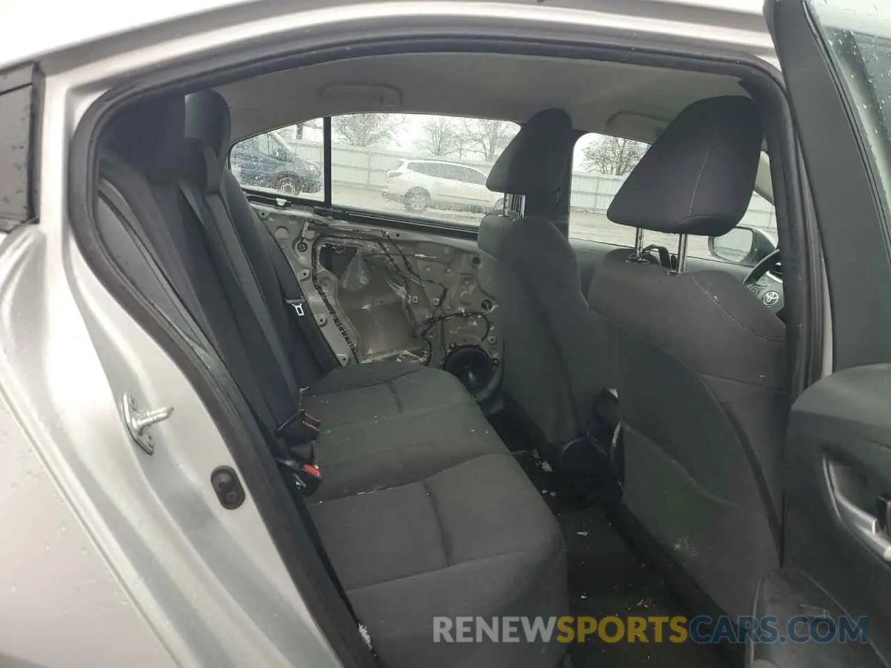 10 fotografías del automóvil dañado 5YFEPRAE8LP033192 TOYOTA COROLLA 2020