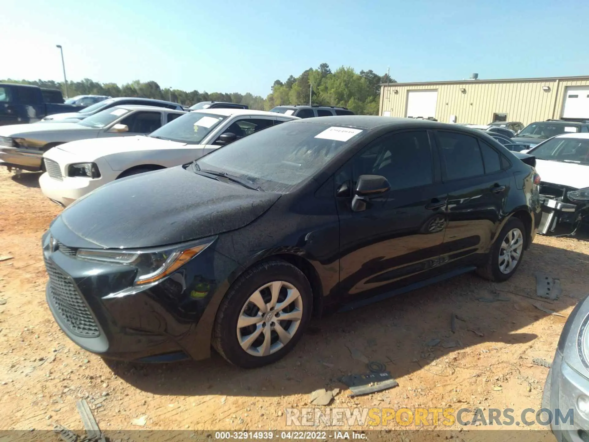 2 fotografías del automóvil dañado 5YFEPRAE8LP033466 TOYOTA COROLLA 2020
