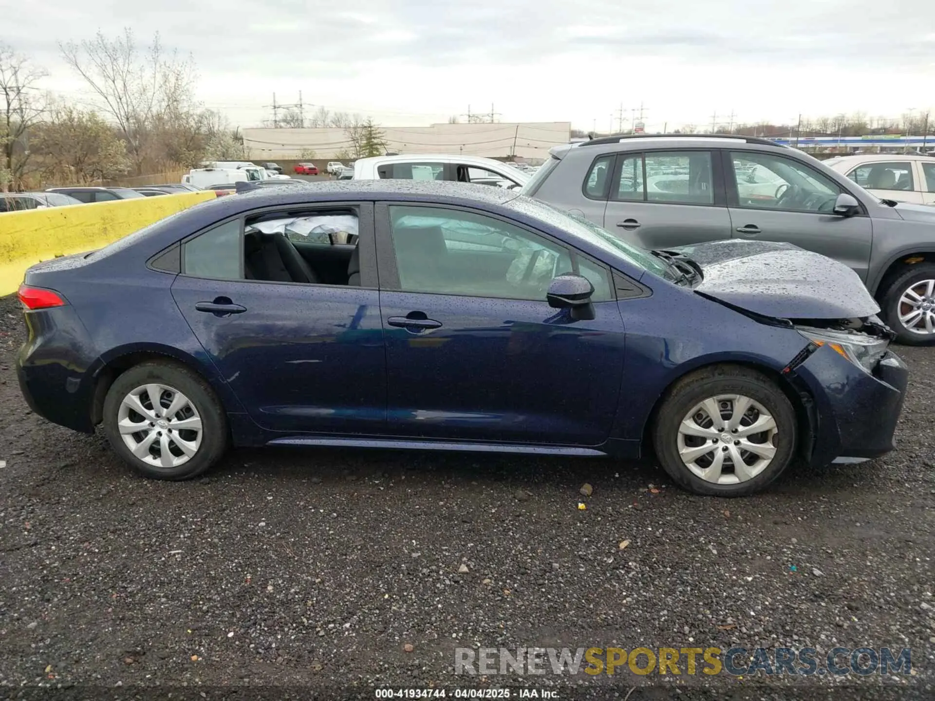 14 fotografías del automóvil dañado 5YFEPRAE8LP038893 TOYOTA COROLLA 2020