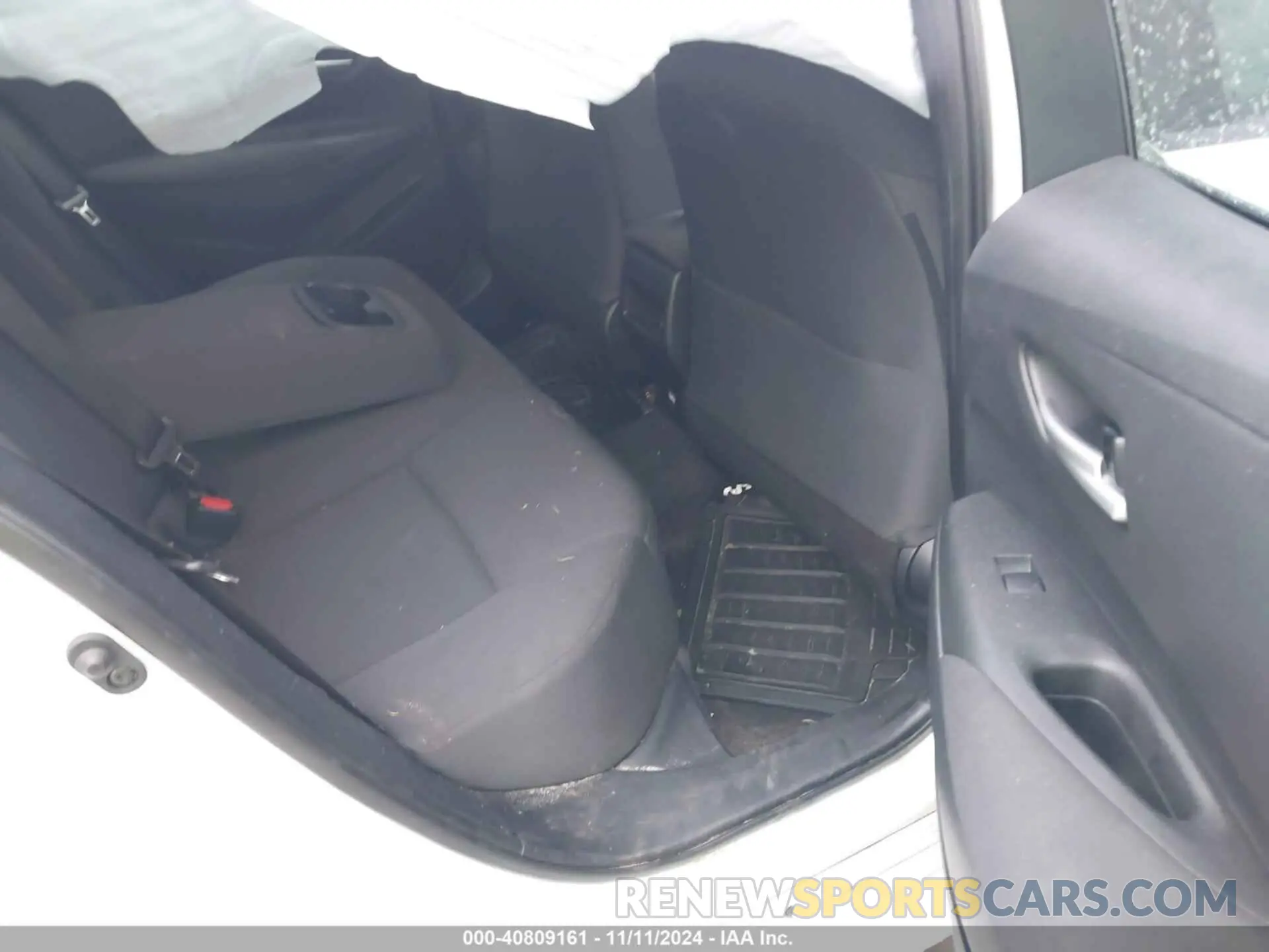 8 fotografías del automóvil dañado 5YFEPRAE8LP058075 TOYOTA COROLLA 2020