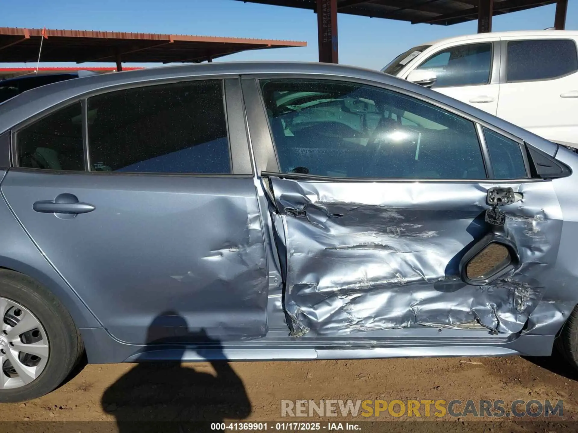 13 fotografías del automóvil dañado 5YFEPRAE8LP082456 TOYOTA COROLLA 2020