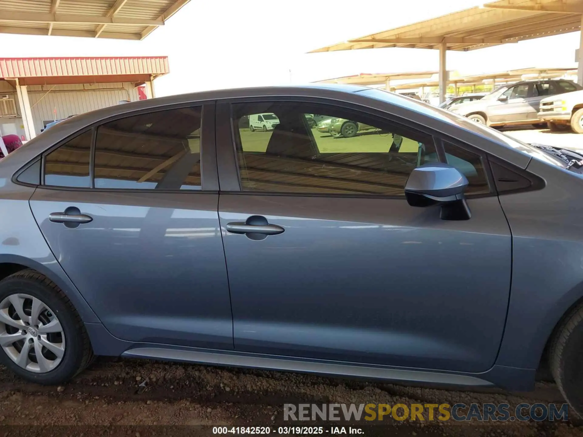 13 fotografías del automóvil dañado 5YFEPRAE8LP082859 TOYOTA COROLLA 2020