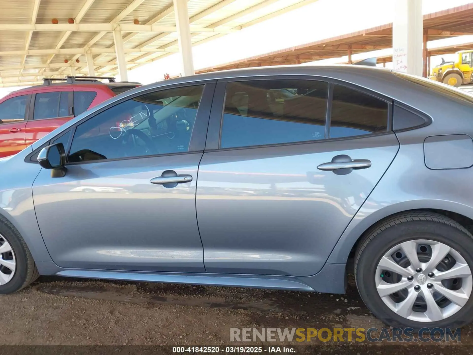 14 fotografías del automóvil dañado 5YFEPRAE8LP082859 TOYOTA COROLLA 2020