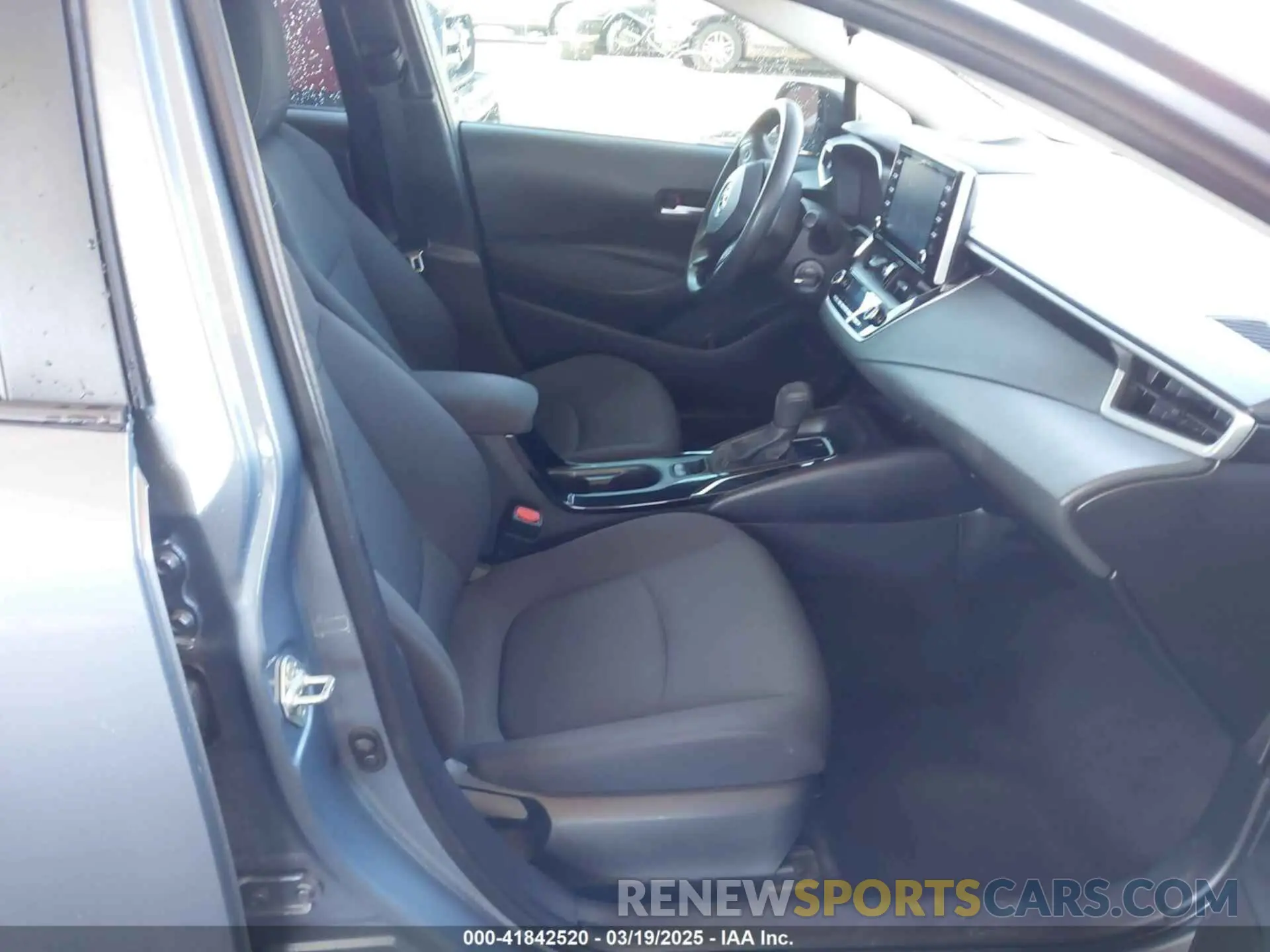 5 fotografías del automóvil dañado 5YFEPRAE8LP082859 TOYOTA COROLLA 2020