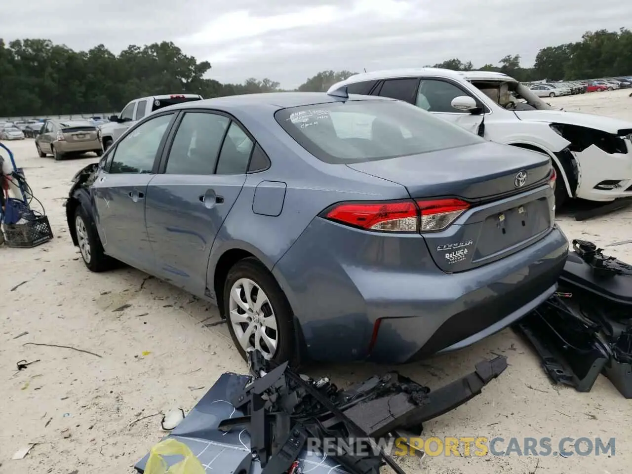 3 fotografías del automóvil dañado 5YFEPRAE8LP085633 TOYOTA COROLLA 2020
