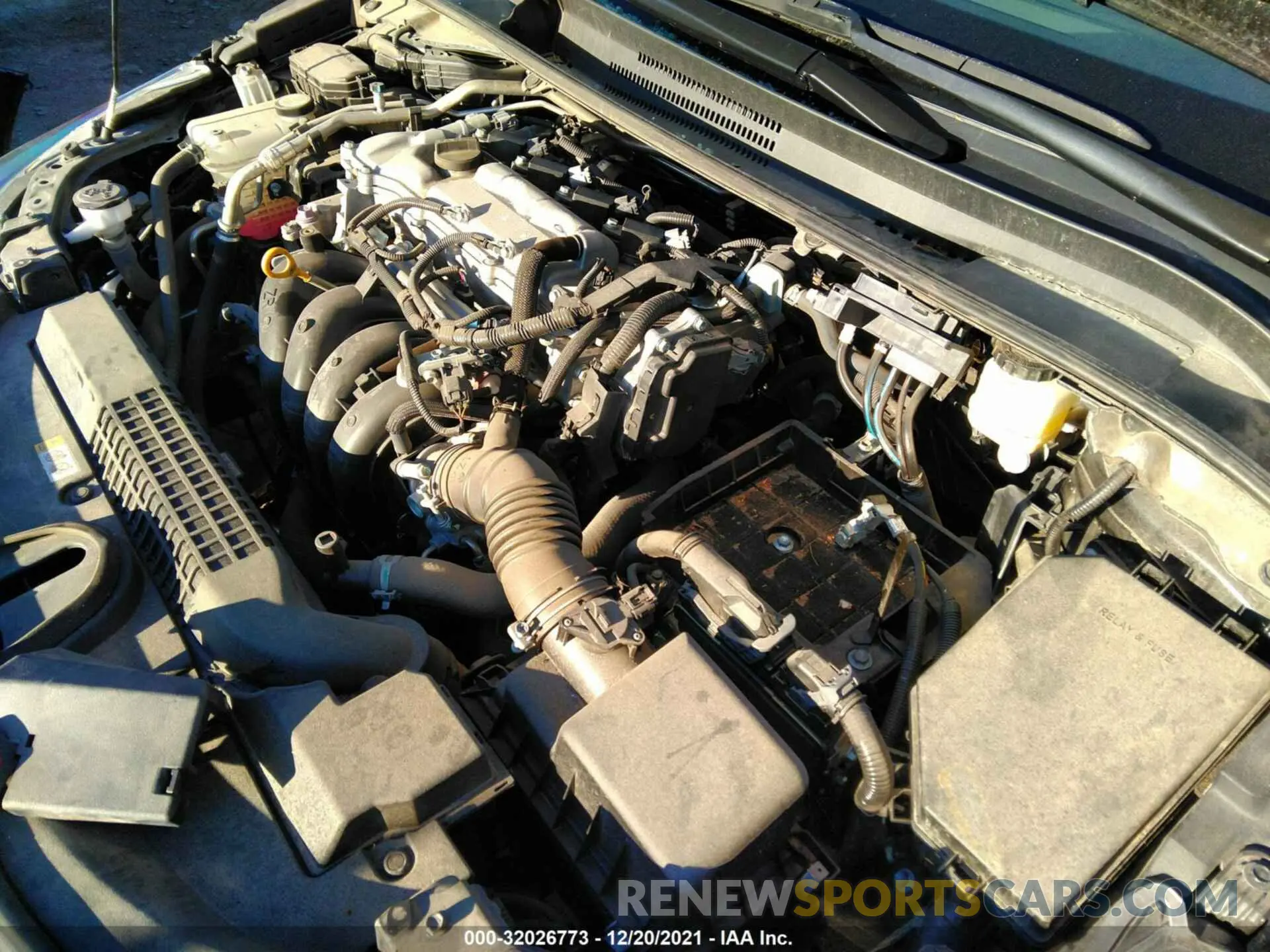 10 fotografías del automóvil dañado 5YFEPRAE8LP094087 TOYOTA COROLLA 2020