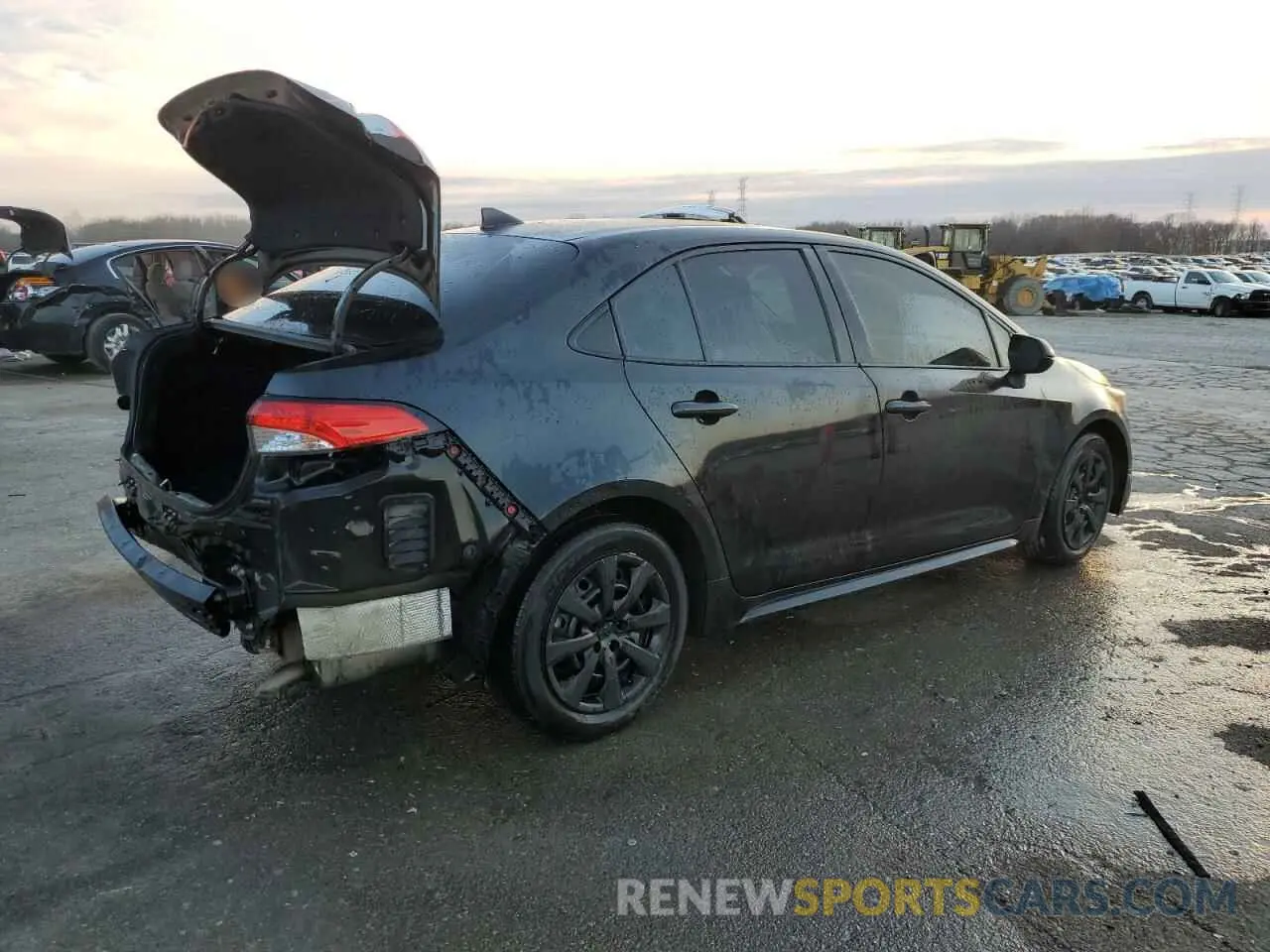3 fotografías del automóvil dañado 5YFEPRAE8LP096566 TOYOTA COROLLA 2020