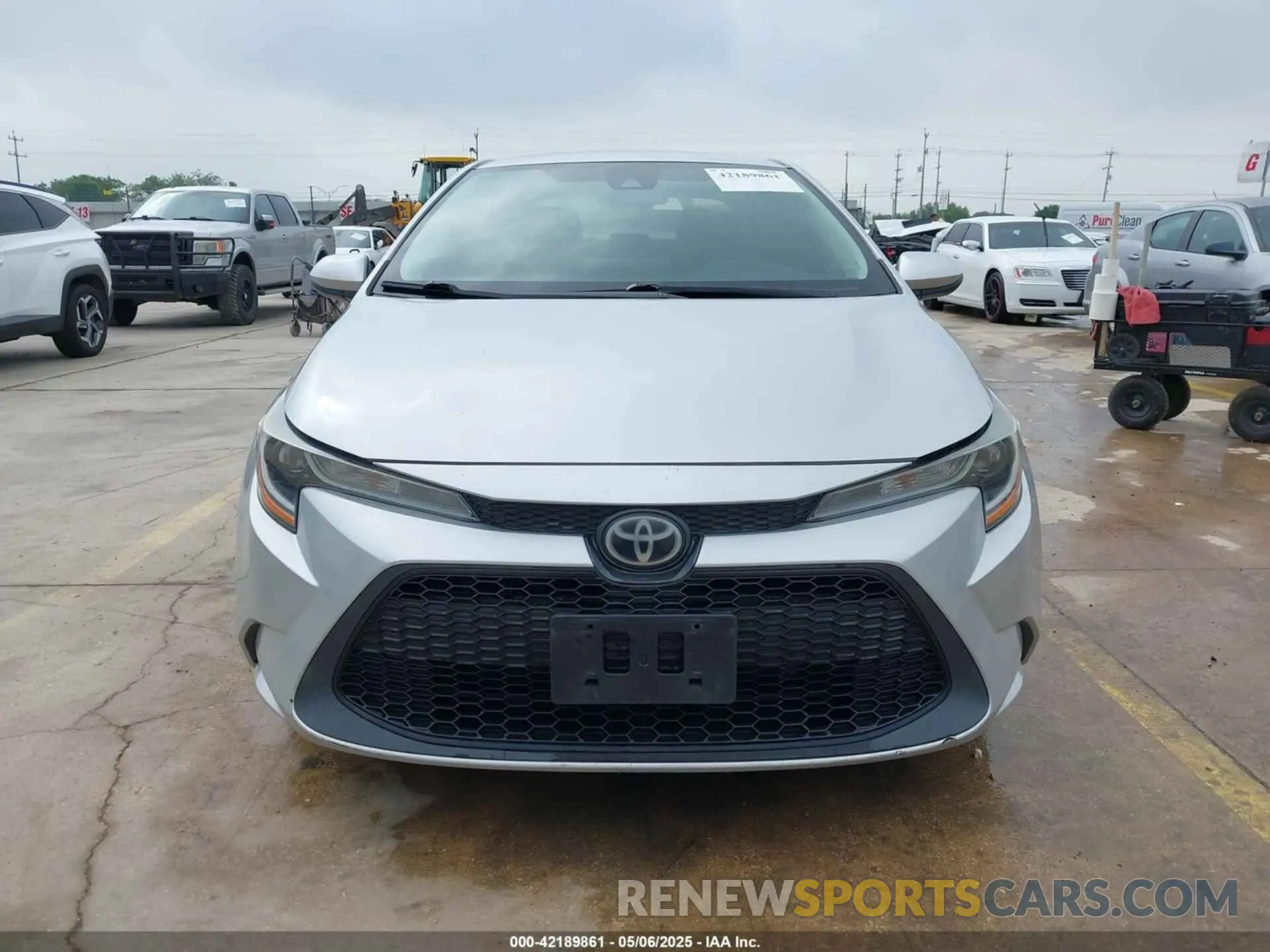 12 fotografías del automóvil dañado 5YFEPRAE8LP123927 TOYOTA COROLLA 2020