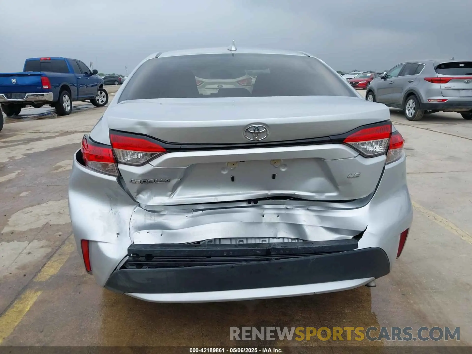 16 fotografías del automóvil dañado 5YFEPRAE8LP123927 TOYOTA COROLLA 2020