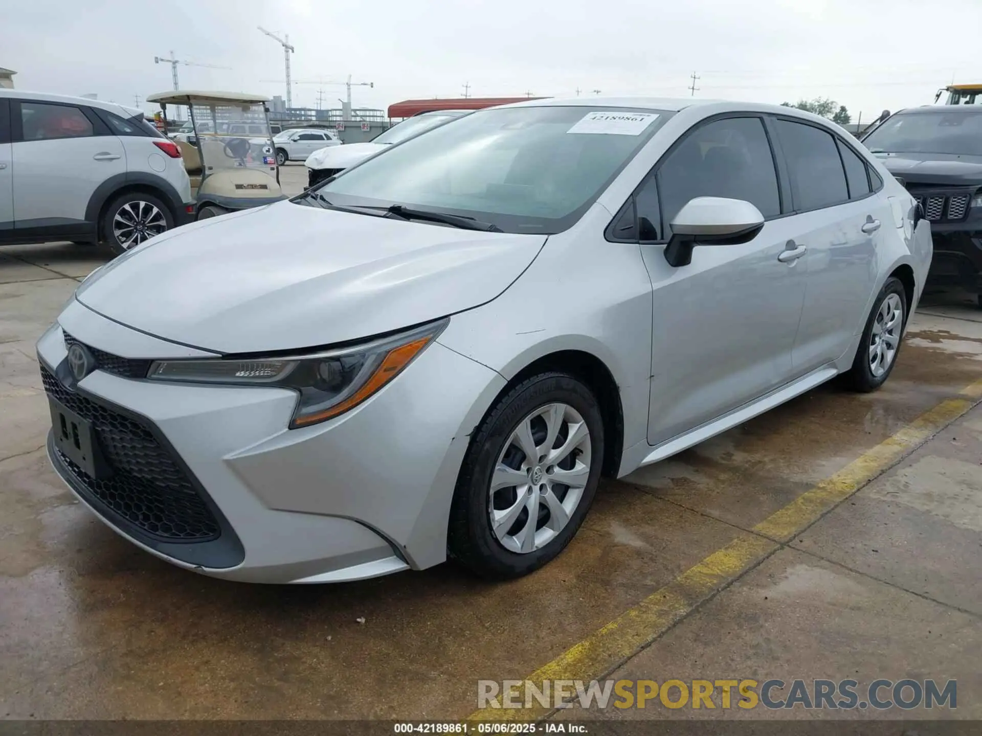 2 fotografías del automóvil dañado 5YFEPRAE8LP123927 TOYOTA COROLLA 2020