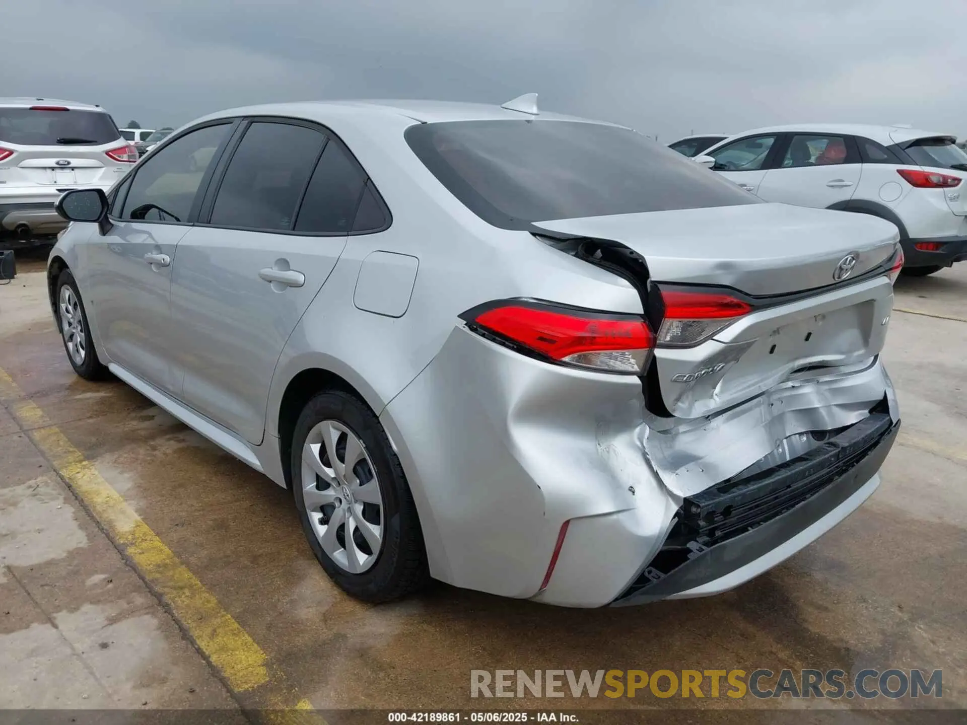 3 fotografías del automóvil dañado 5YFEPRAE8LP123927 TOYOTA COROLLA 2020