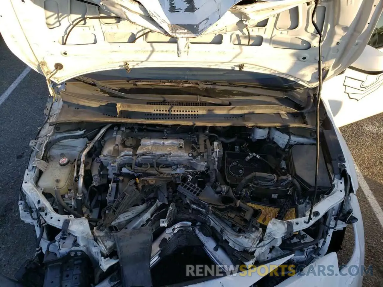 11 fotografías del automóvil dañado 5YFEPRAE8LP129713 TOYOTA COROLLA 2020