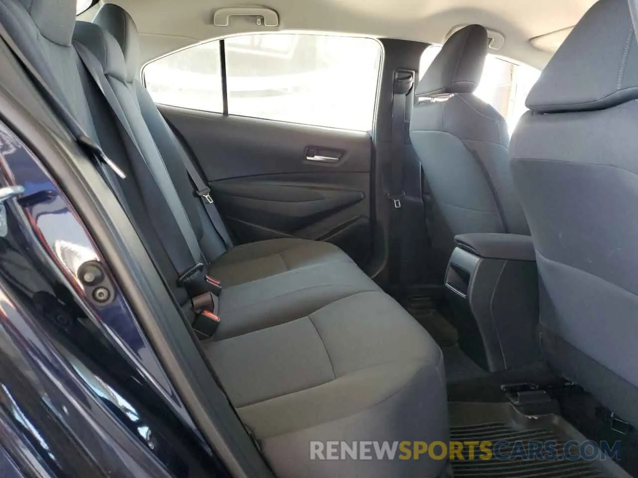 10 fotografías del automóvil dañado 5YFEPRAE8LP137021 TOYOTA COROLLA 2020
