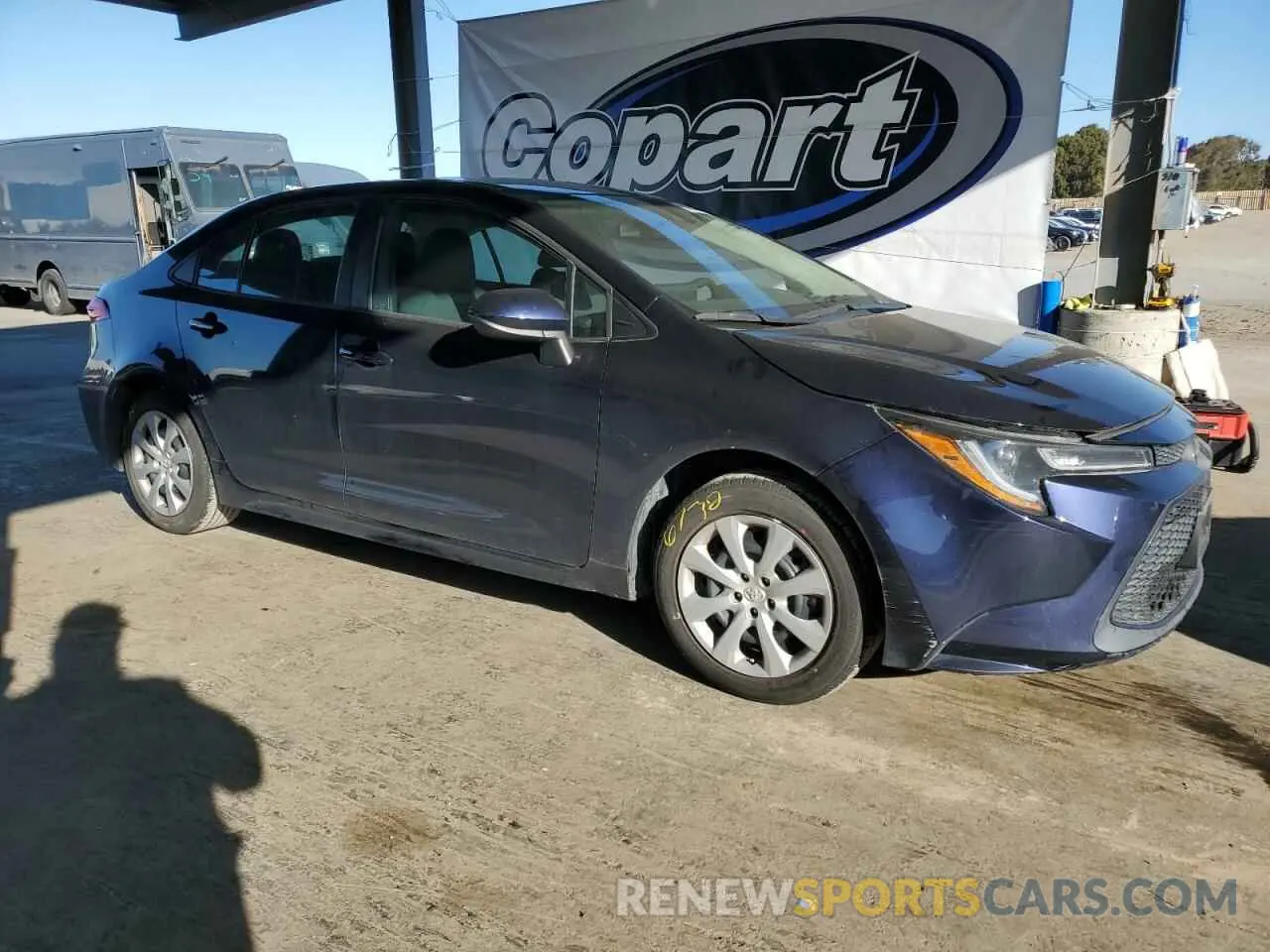 4 fotografías del automóvil dañado 5YFEPRAE8LP137021 TOYOTA COROLLA 2020