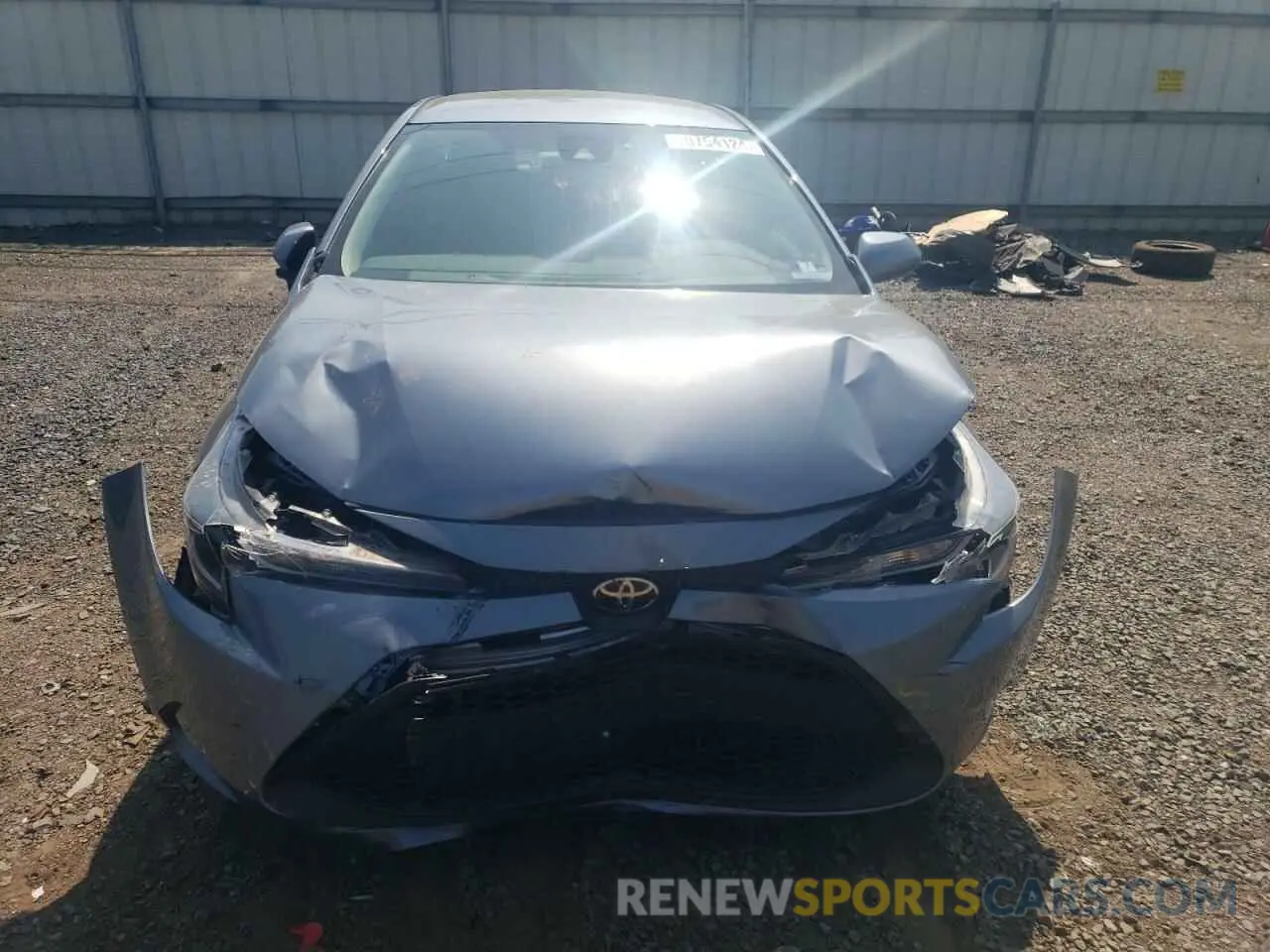 5 fotografías del automóvil dañado 5YFEPRAE9LP012920 TOYOTA COROLLA 2020